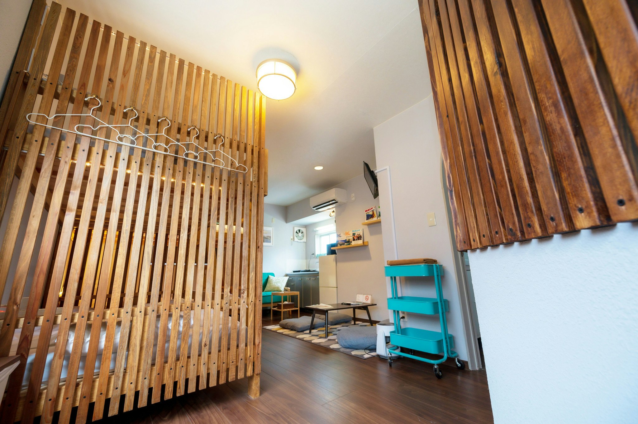 アジアンテイストで中型犬までのぺットとゆったりくつろげる、落ち着く一軒家