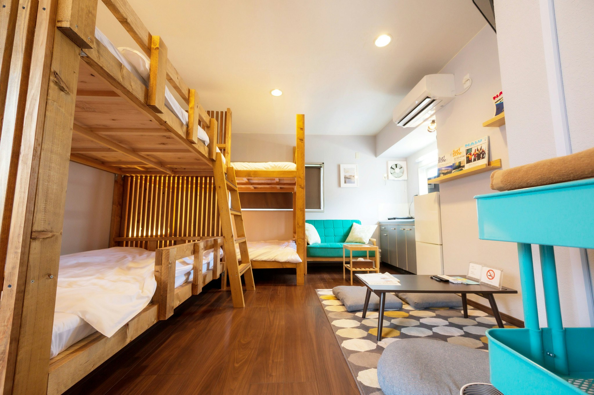 アジアンテイストで中型犬までのぺットとゆったりくつろげる、落ち着く一軒家