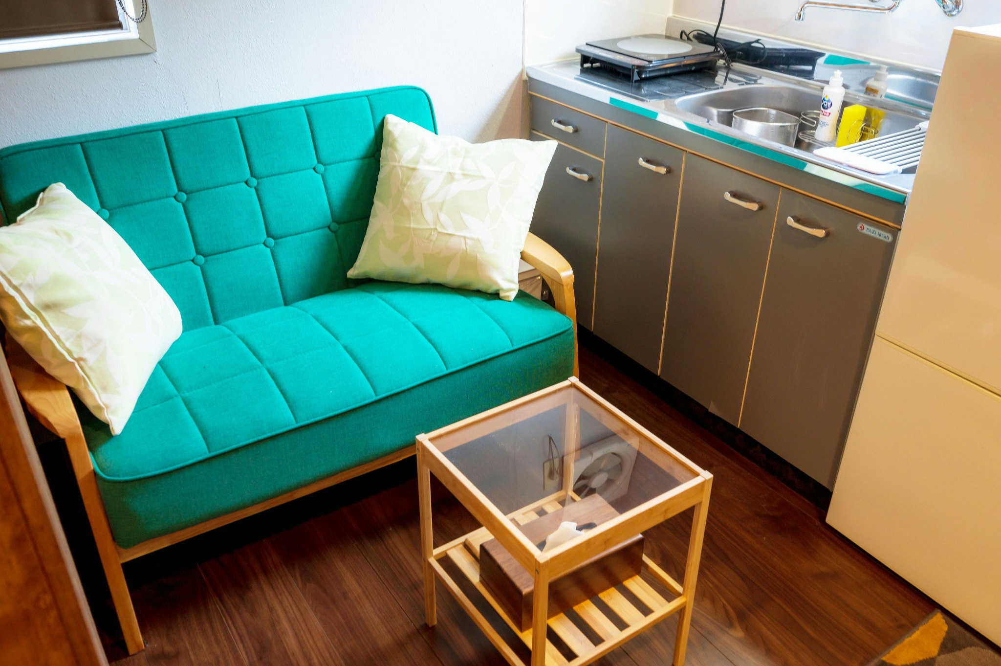 アジアンテイストで中型犬までのぺットとゆったりくつろげる、落ち着く一軒家