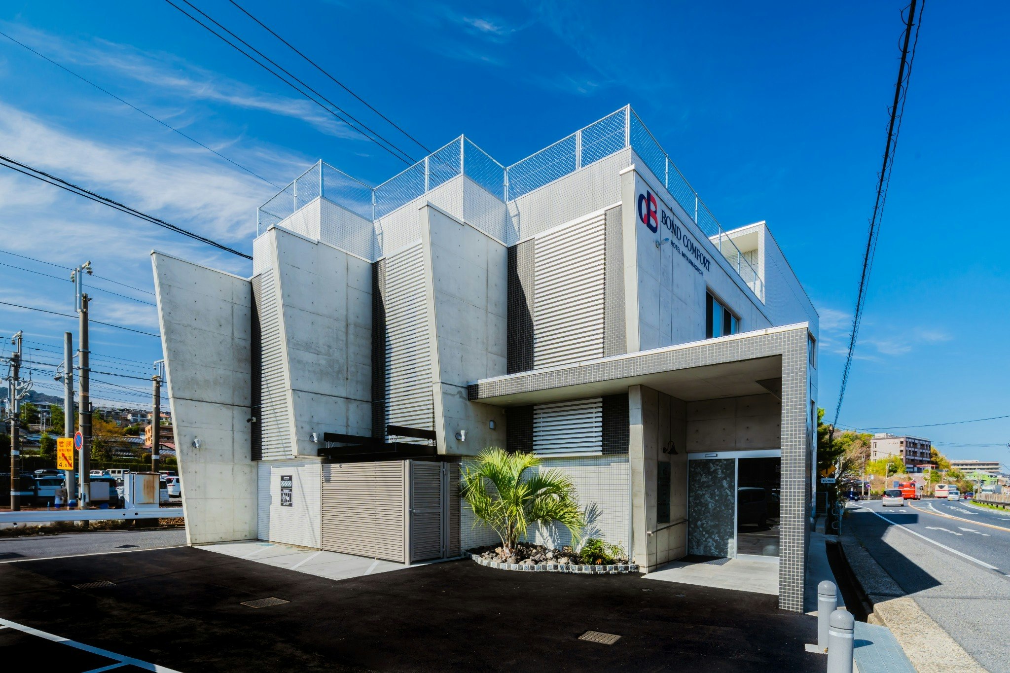 2025年4月オープン!!3階(70m2・禁煙)ウッドデッキバルコニー(130m2)付き【G301】