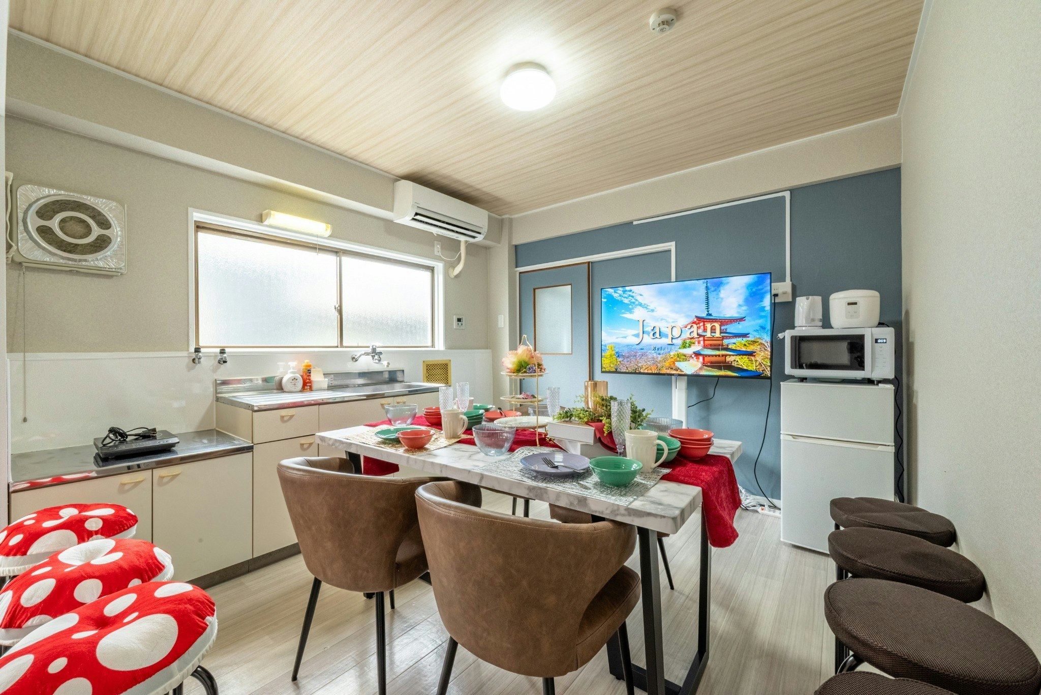 大阪USJ近く|4LDK 2部屋セット貸切|最大16名宿泊可|グループ旅行向け|無料駐車場完備民泊宿