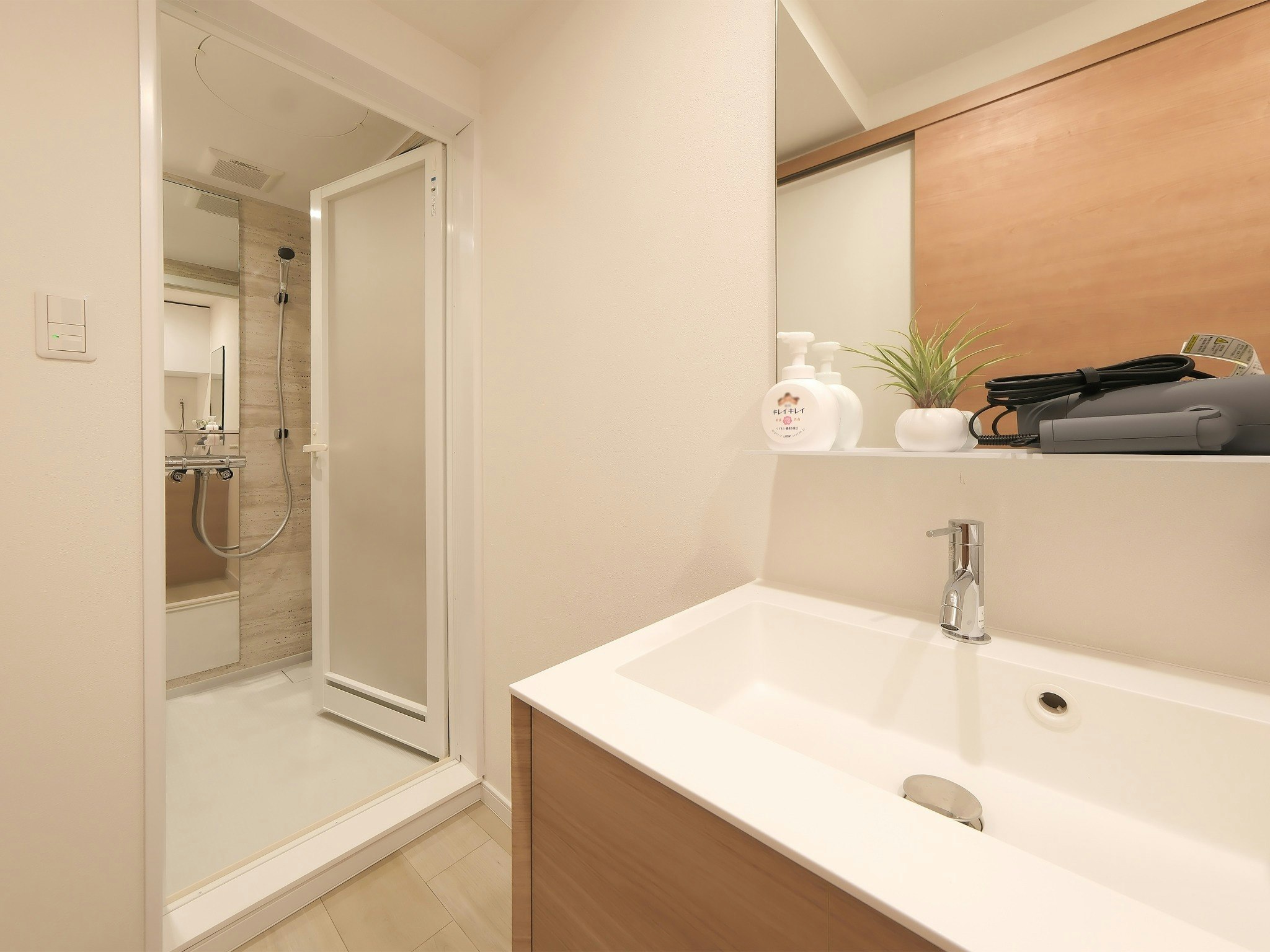 大泉学園駅まで徒歩約4分・プロジェクター完備で映画鑑賞もOK!1Kワンルーム(キッチン付)【303】