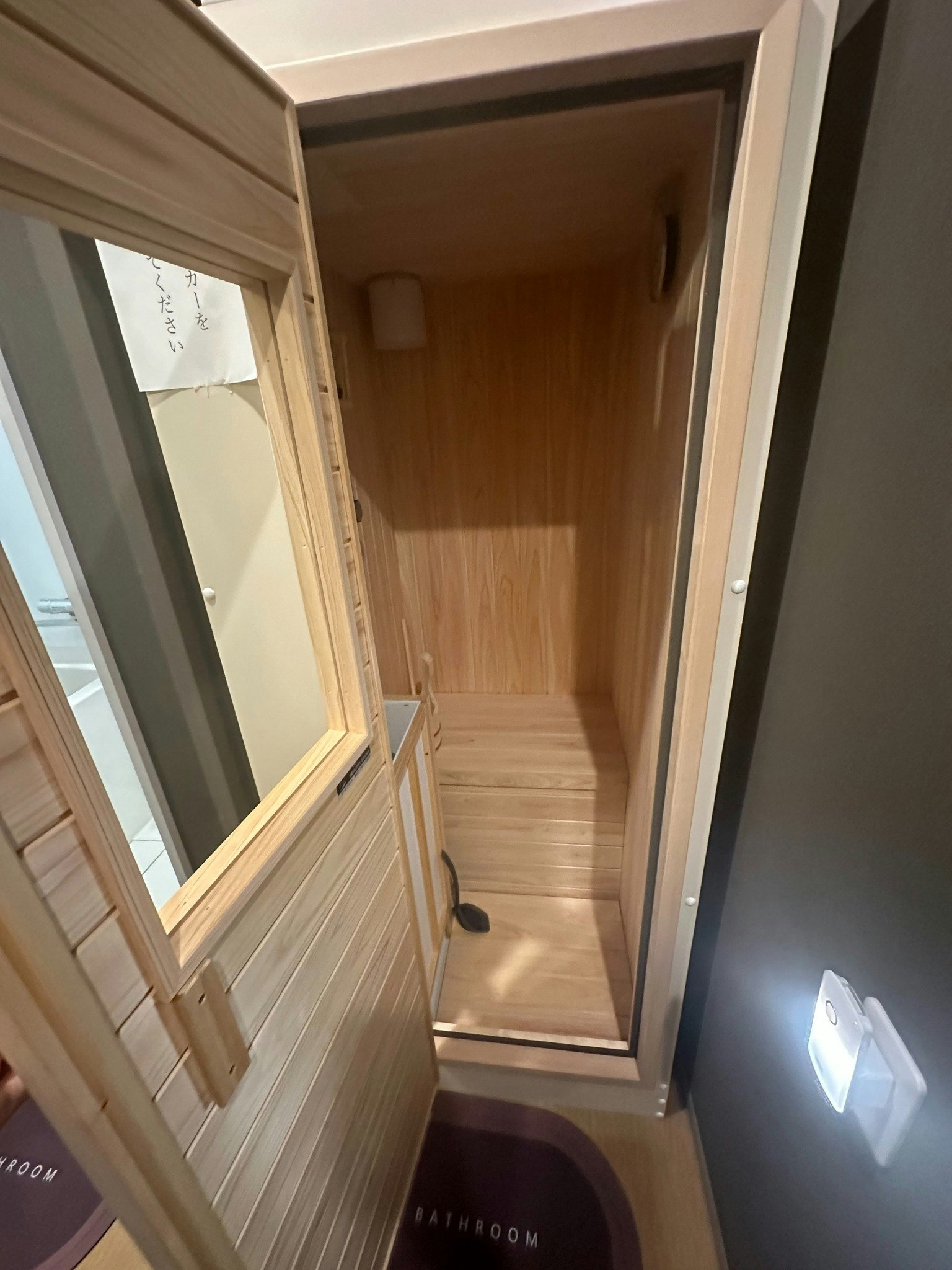 ドミトリー【2人部屋】シングルサイズ、洗面台なし