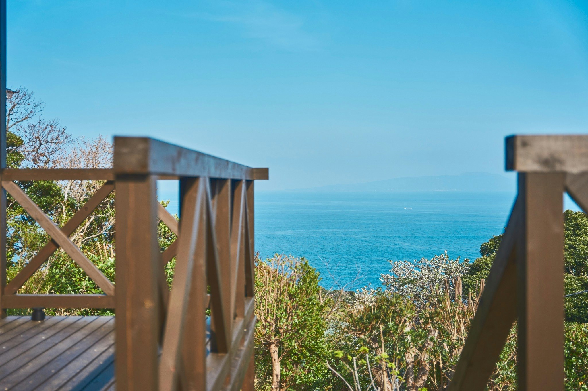 海と温泉が織りなす至福のプライベートリゾート、サウナやBBQで非日常体験。