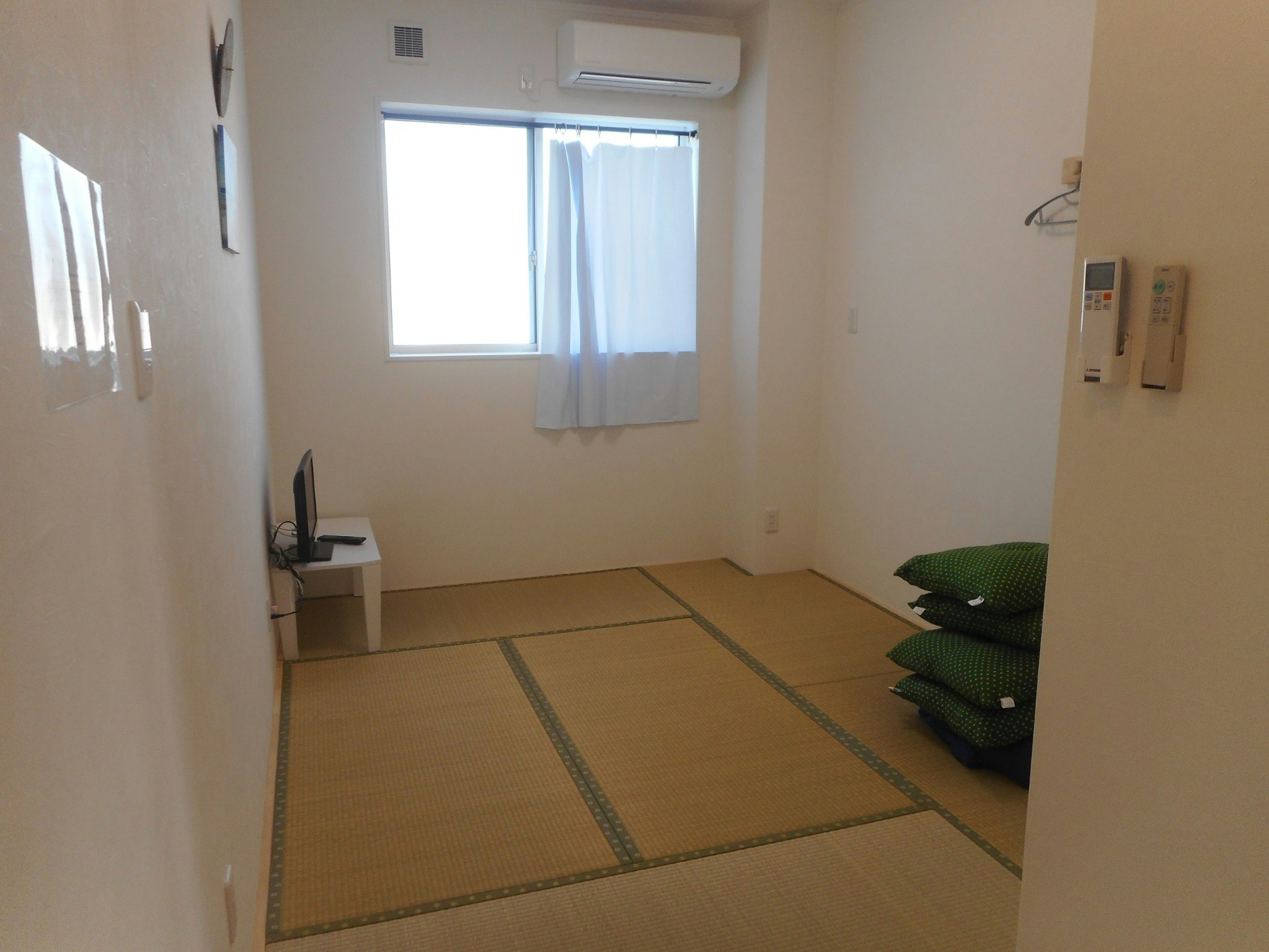 畳の部屋で友達、家族でのご利用に敵しております