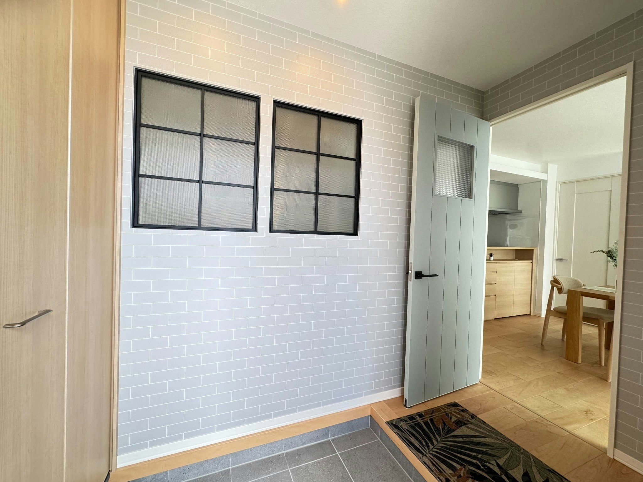 Akikawa koshi 4  TSMC15分 鉄骨1棟貸切戸建