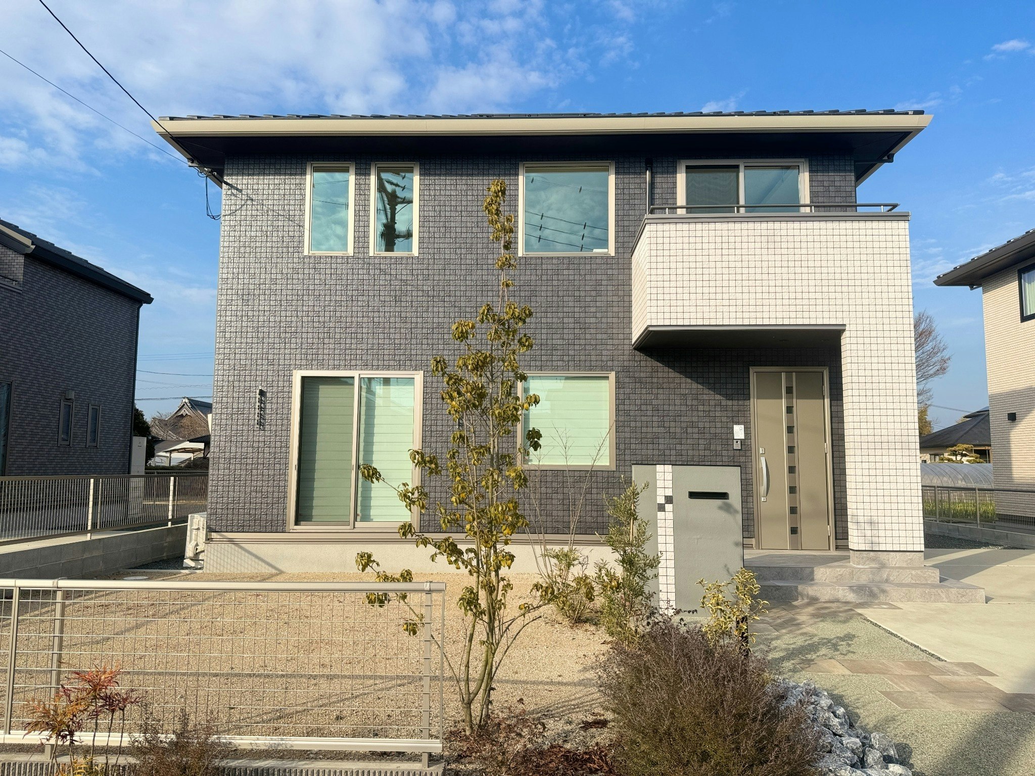 Akikawa Miyoshi 3 TSMC 17分鉄骨1棟貸切戸建