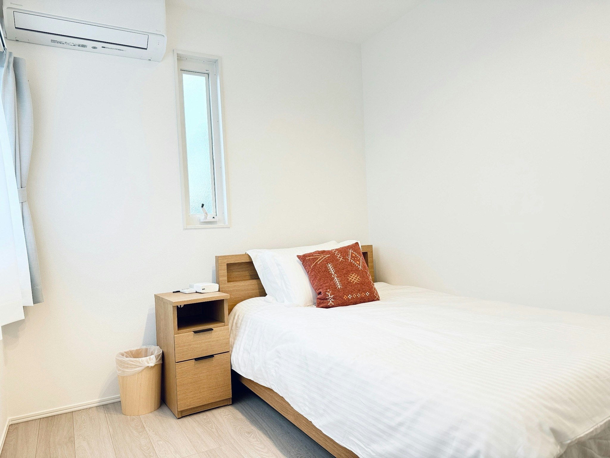 Akikawa Miyoshi 6 TSMC17分 鉄骨1棟貸切戸建