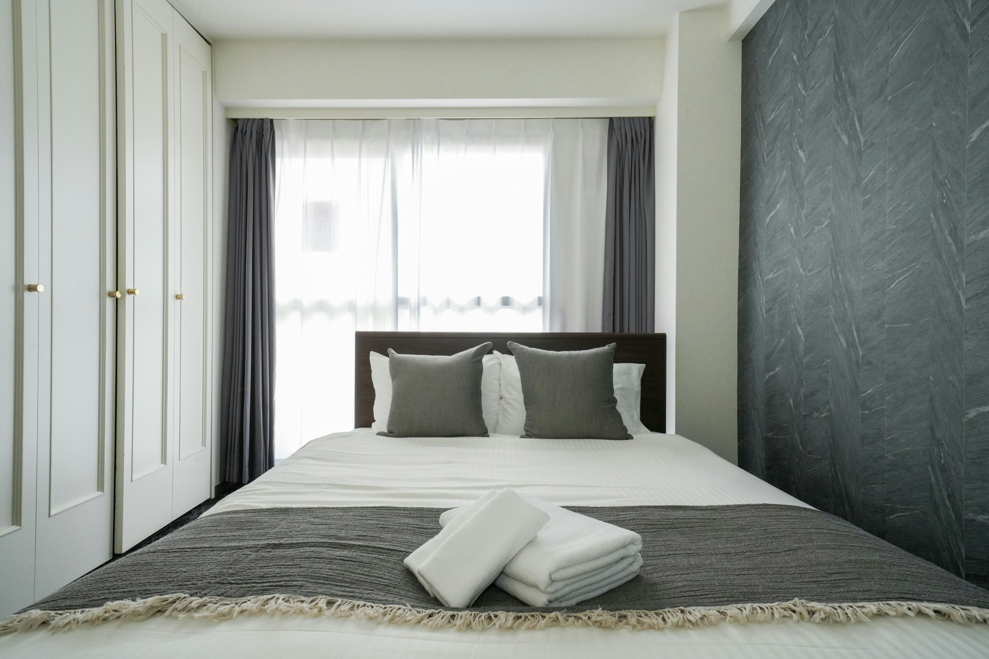 札幌市中心部☆新規オープン!まるまる貸切☆最大8名まで☆37MB1002