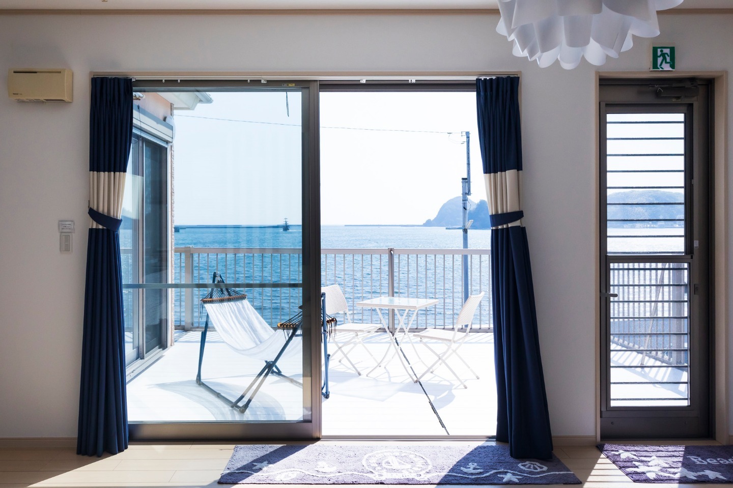 広々テラスでBBQをお楽しみいただけます。