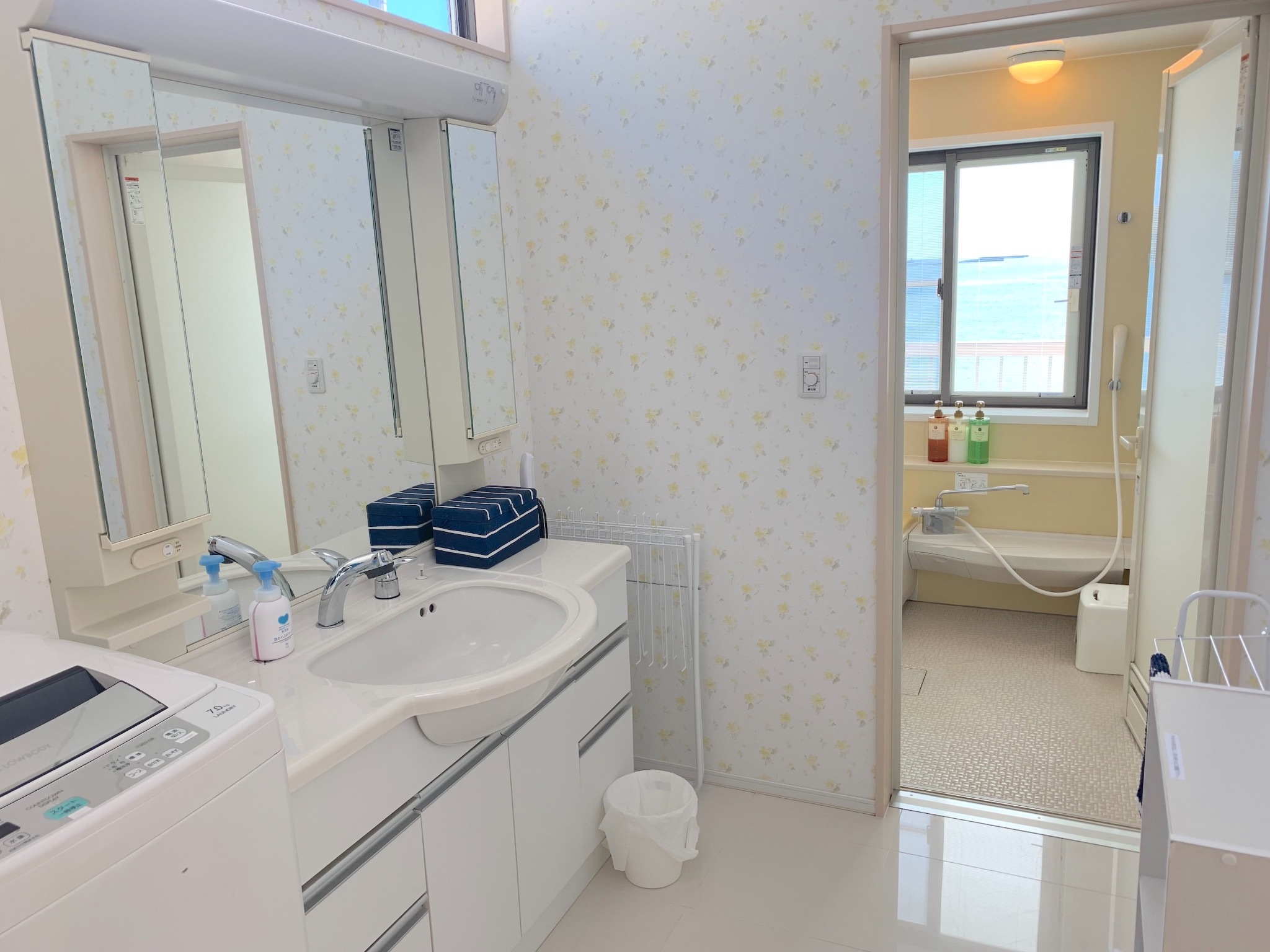 バスルーム Bath room