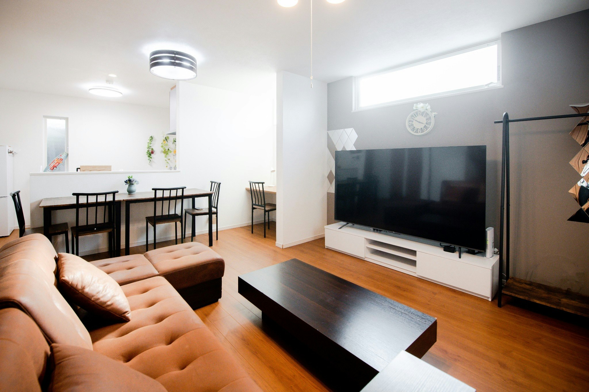 【Sun house】東寺駅近く|新築OPEN|無料駐車場付きの広々一軒家で快適な京都ステイ