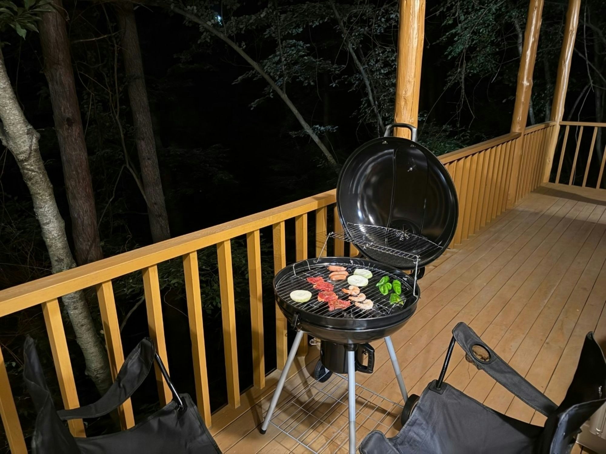 露天風呂!カラオケ!BBQが楽しめる西軽井沢の別荘/森の息吹と溪谷のせせらぎを感じる癒しのひとときを