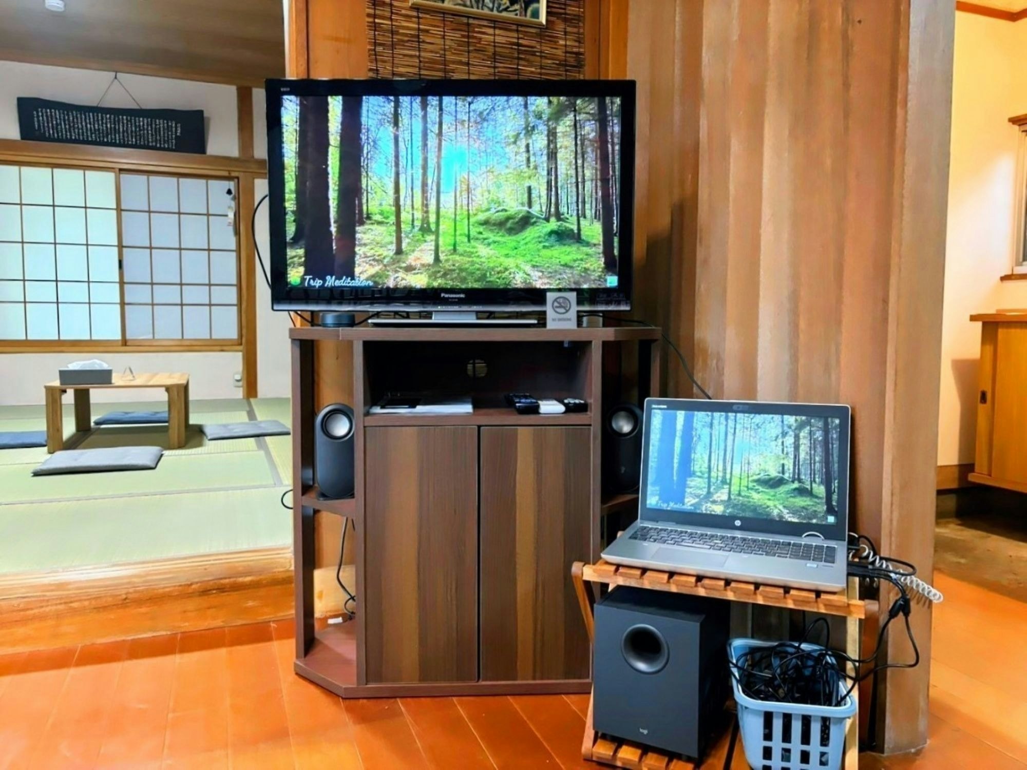 露天風呂!カラオケ!BBQが楽しめる西軽井沢の別荘/森の息吹と溪谷のせせらぎを感じる癒しのひとときを