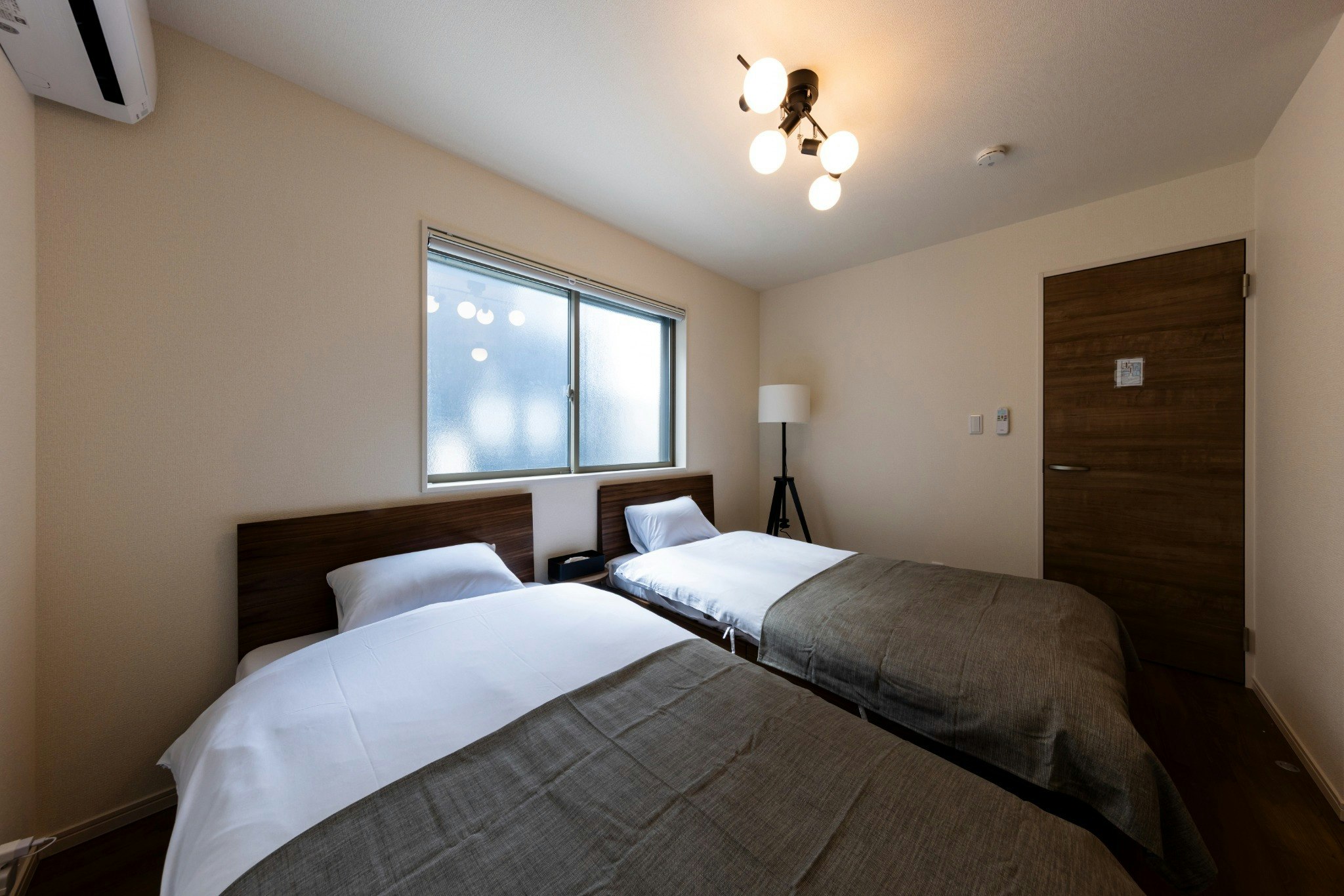 HAJIME STAY KASUGA 2 /大人のグループ旅に贅沢な一軒家貸切/JR春日駅徒歩4分