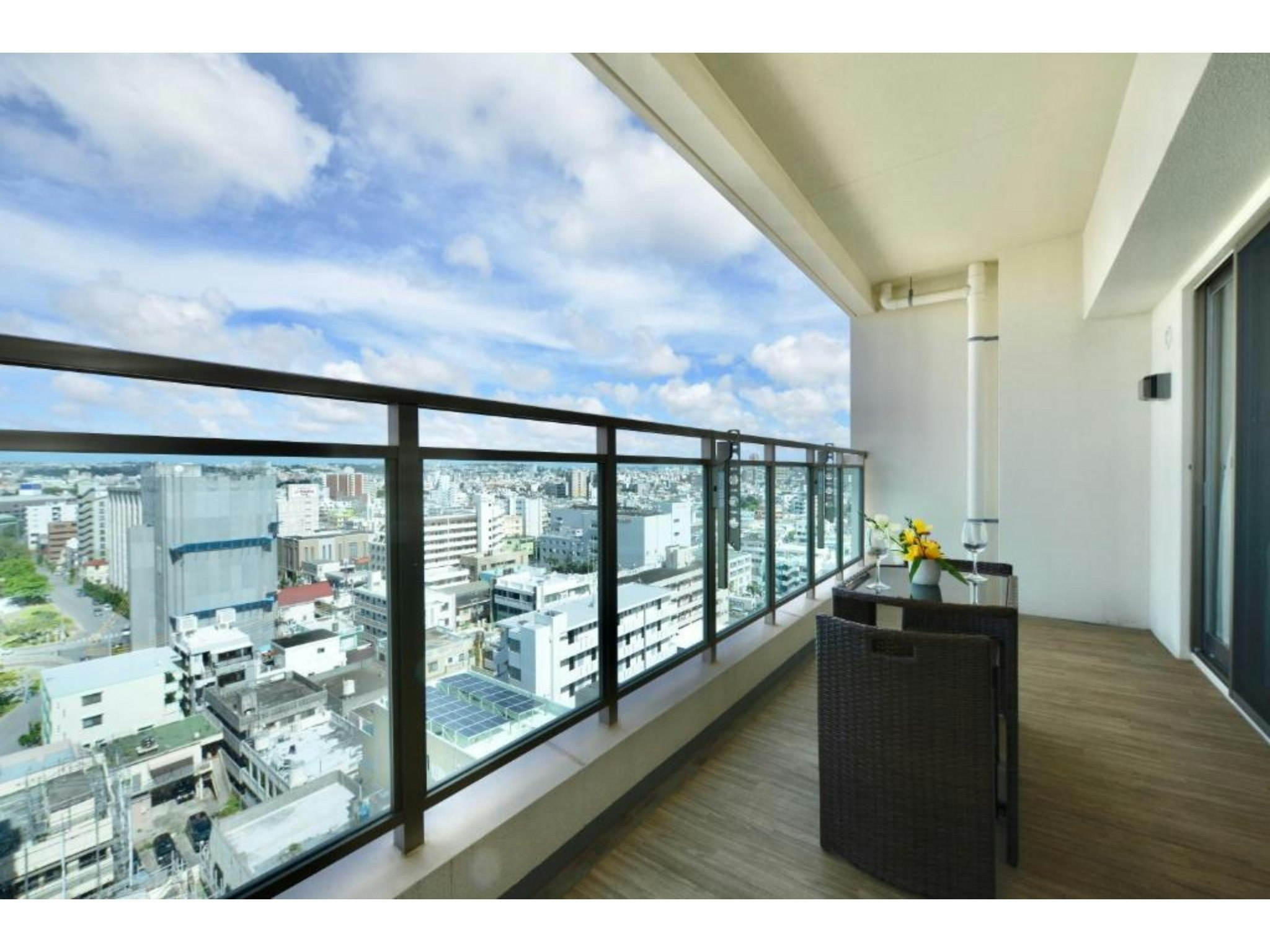 【禁煙】【R78】高層階からのsea view!那覇空港・国際通りどちらも車で10分!