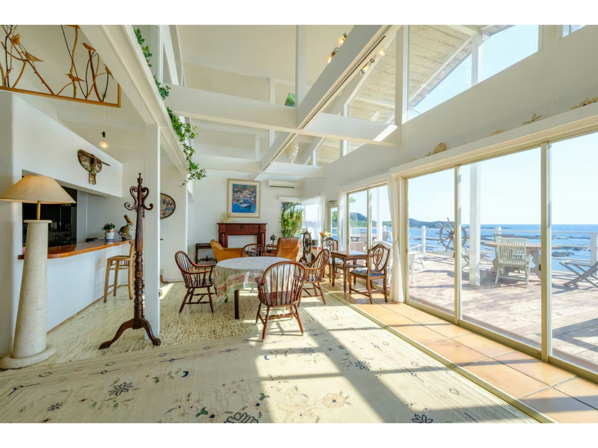 【禁煙】一棟貸切|最大8名|ビーチまで徒歩5秒|オーシャンビューとこだわりのインテリア