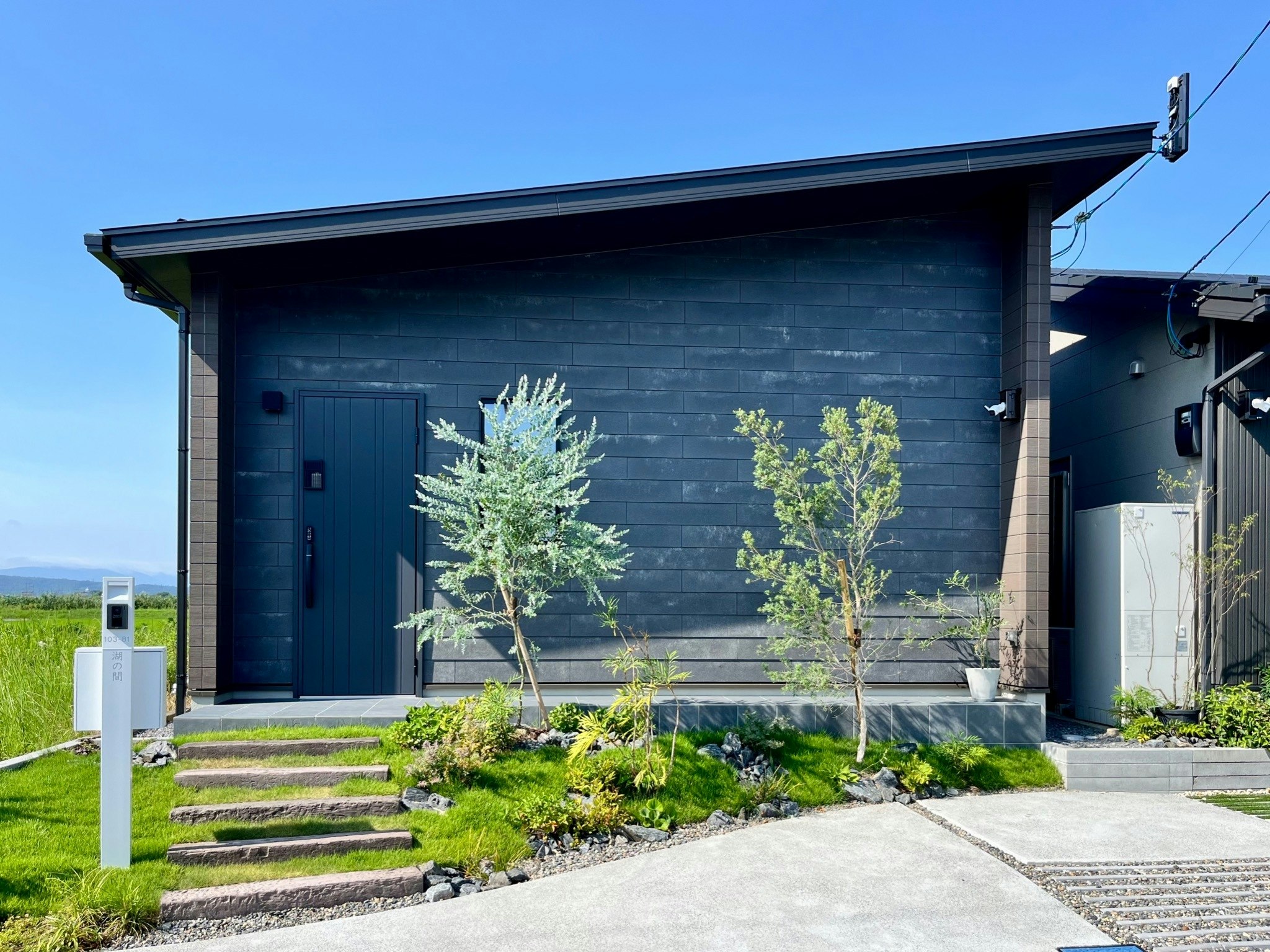 琵琶湖 萩の浜まで徒歩5分 少人数向け 一棟貸し新築ヴィラ