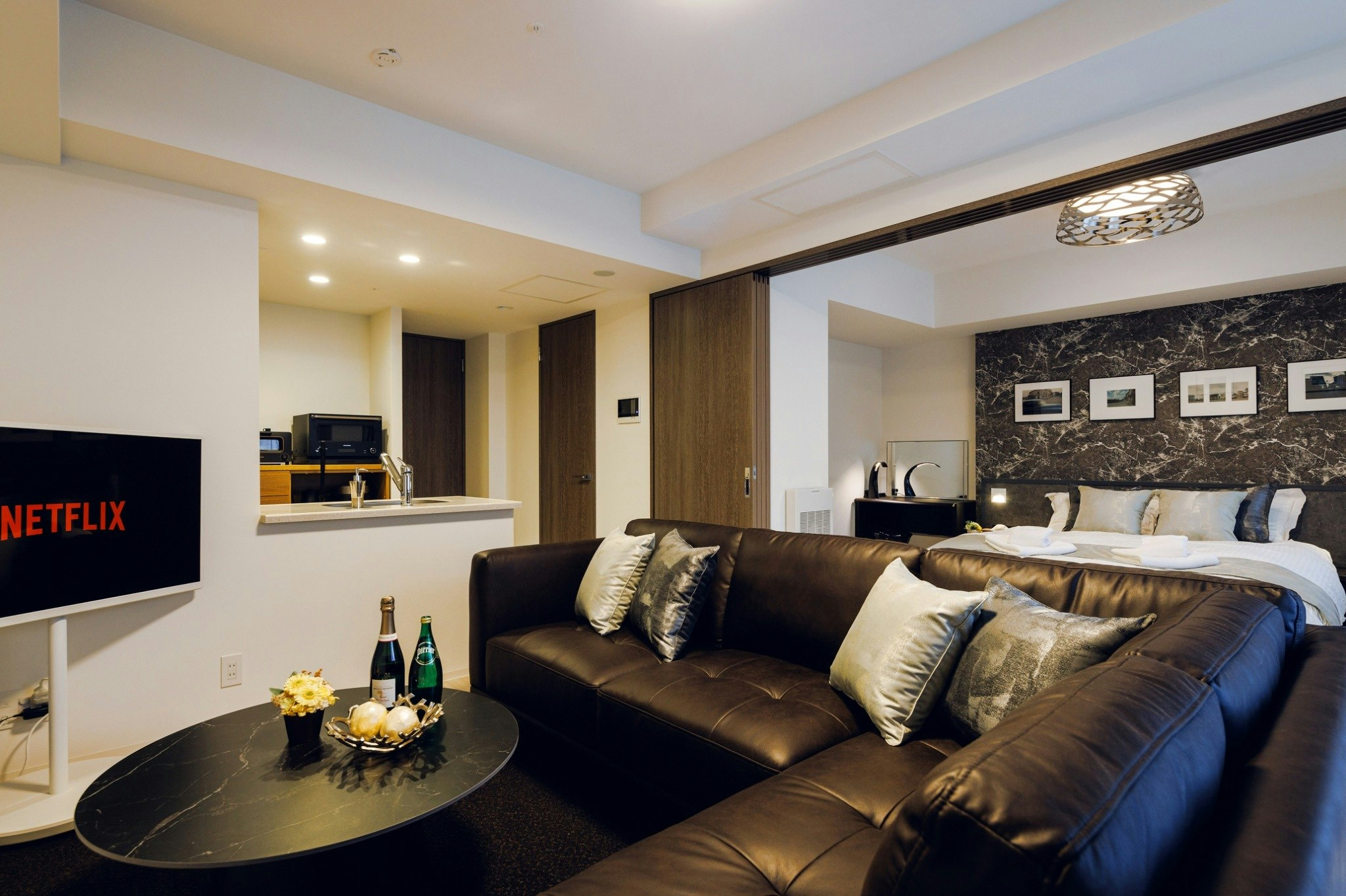 Mondomio702 - 札幌すすきの繁華街まで徒歩2分 地下鉄すすきの駅まで徒歩5分-Qbeds