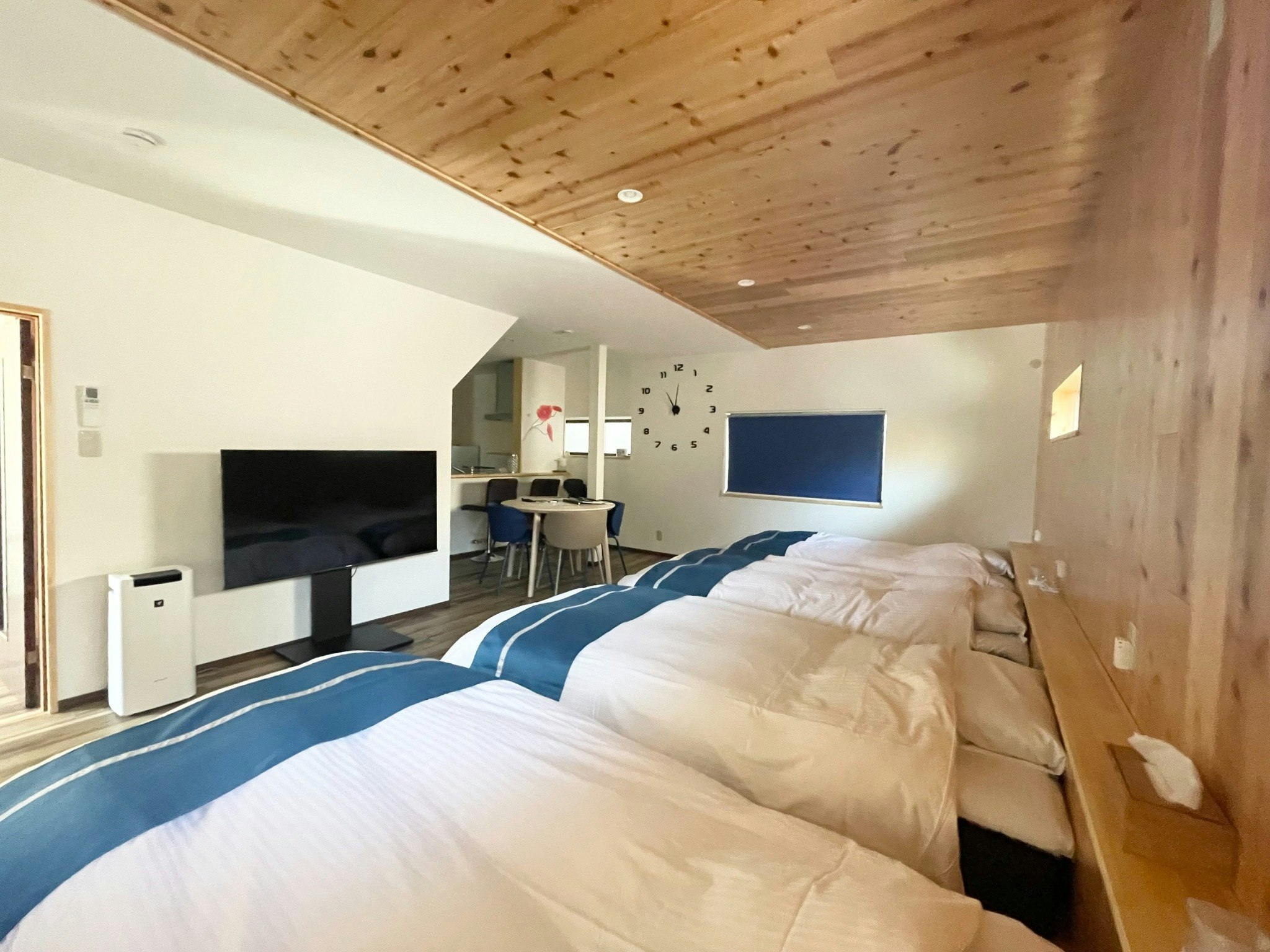 ファミリーグループに最適/10名まで/無料駐車場2台+軽自動車1台/キッズルーム完備