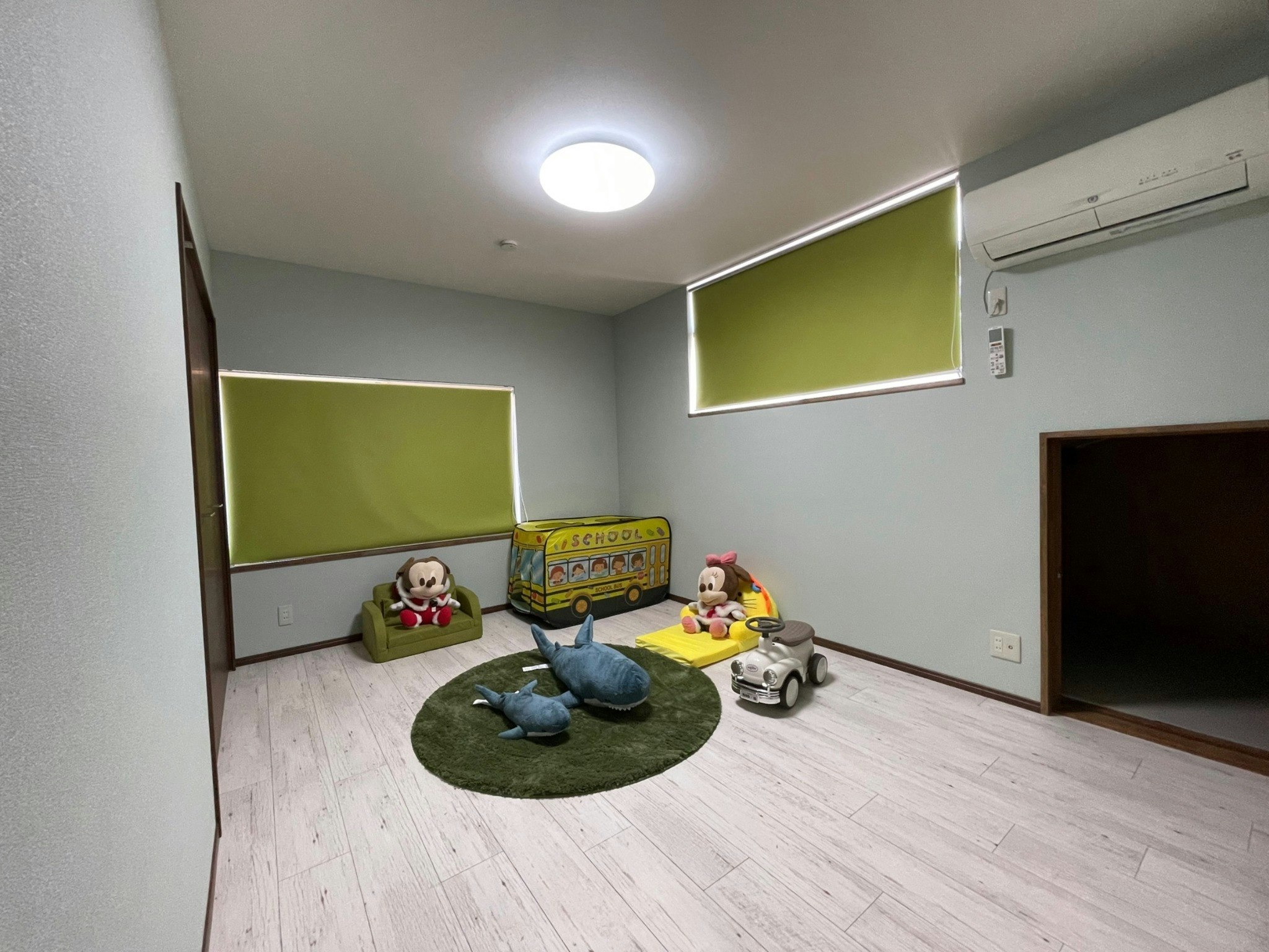 ファミリーグループに最適/10名まで/無料駐車場2台+軽自動車1台/キッズルーム完備