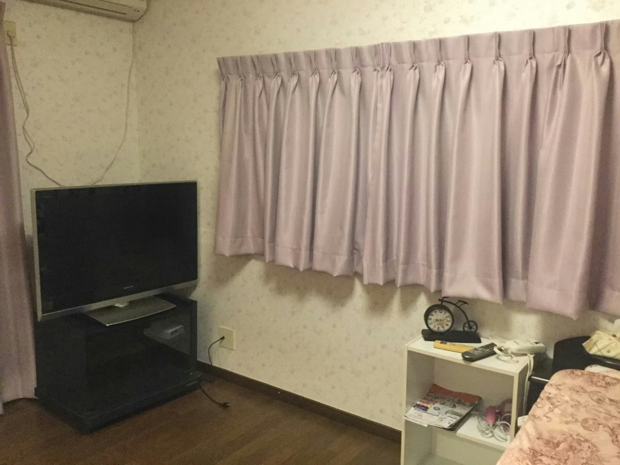 【禁煙】個室1※車で送迎可/小型犬のみOK/男性1人のみの受け入れ不可