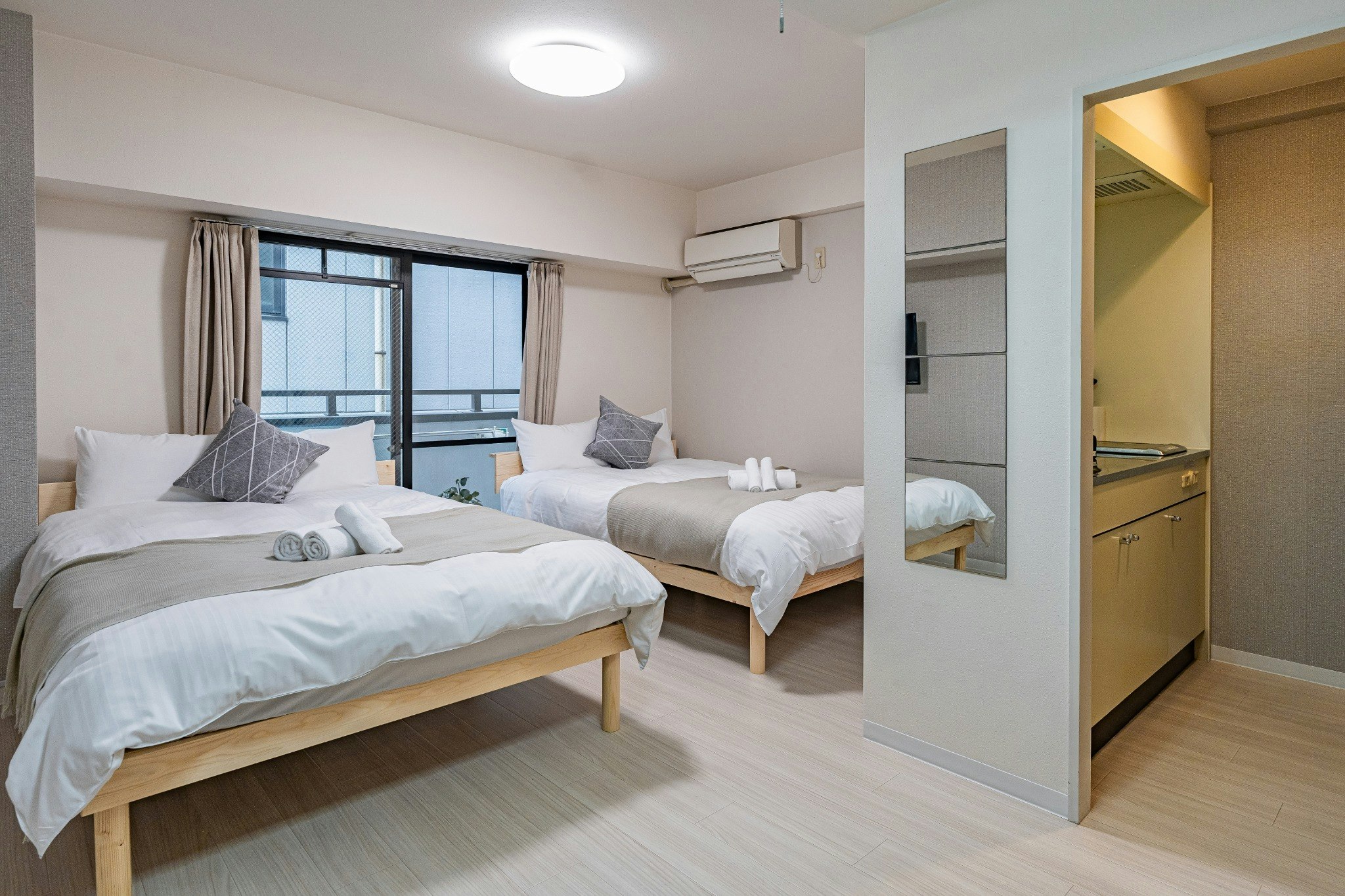 クアドラプルルーム