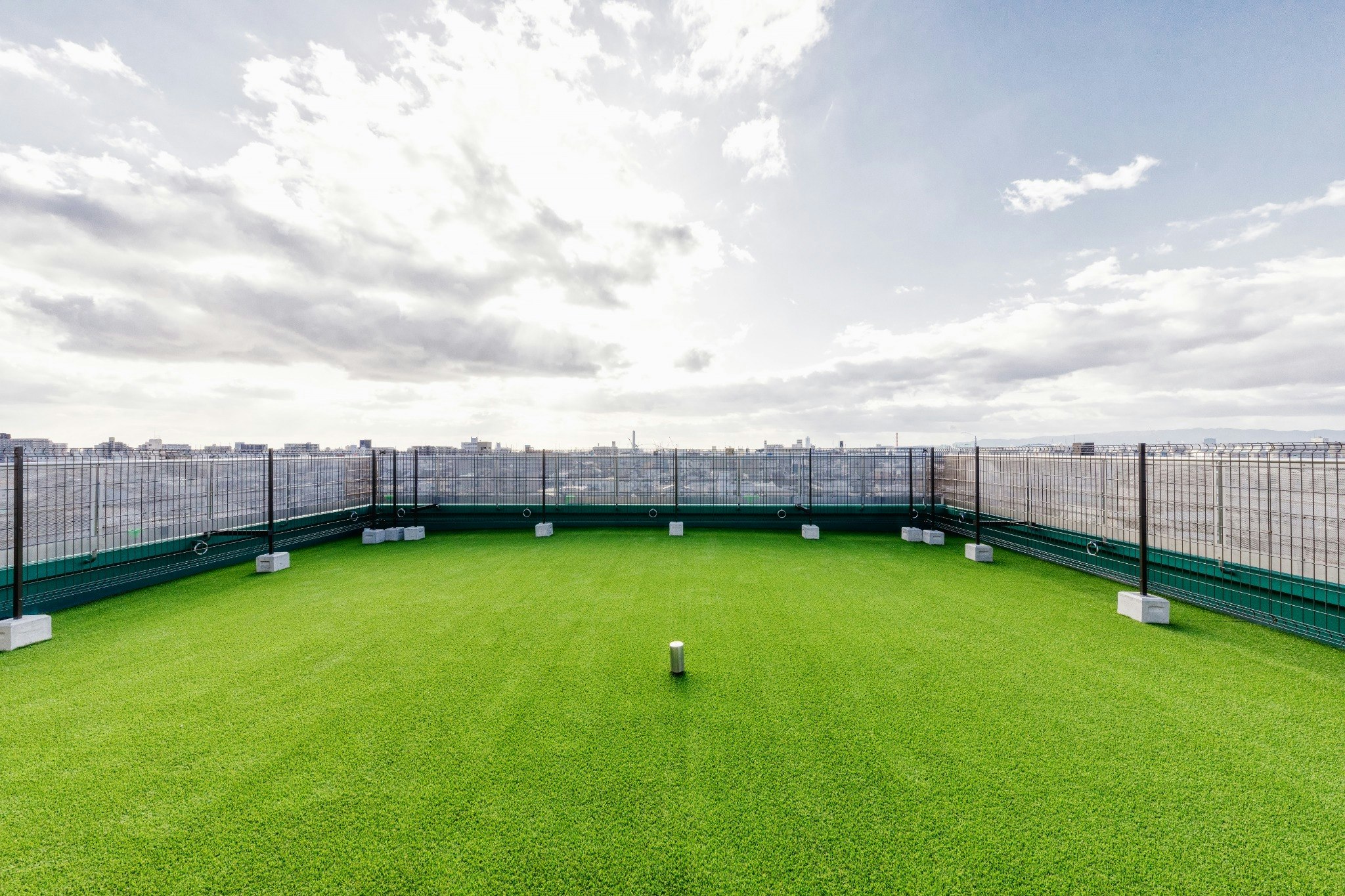 【貸切】地下鉄駅から徒歩4分 シャワー2 トイレ2     広い屋上テラス付き