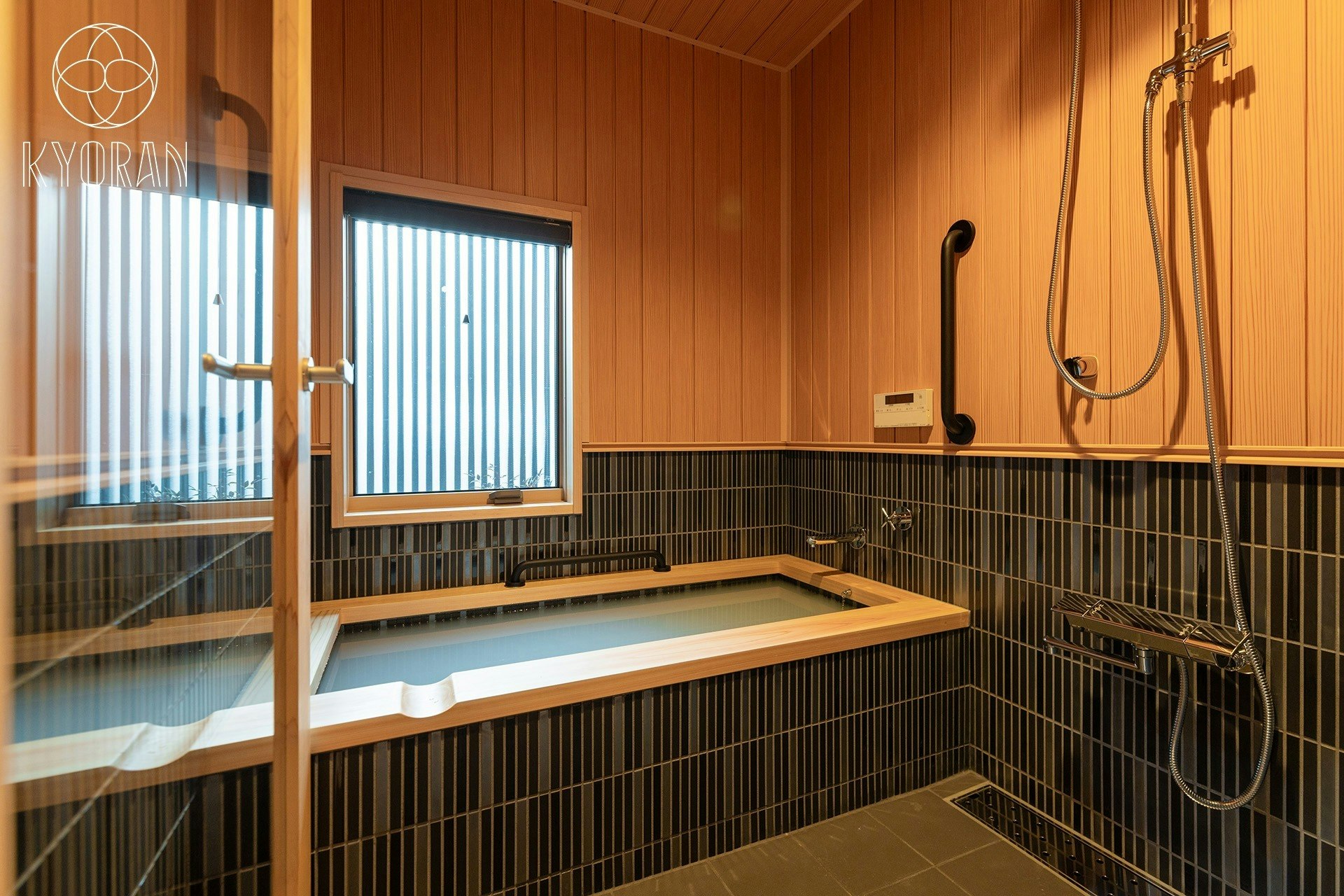 京都駅徒歩10分、東寺1分、2LDK最大5名~千年の歴史を感じる上質な一棟貸し宿