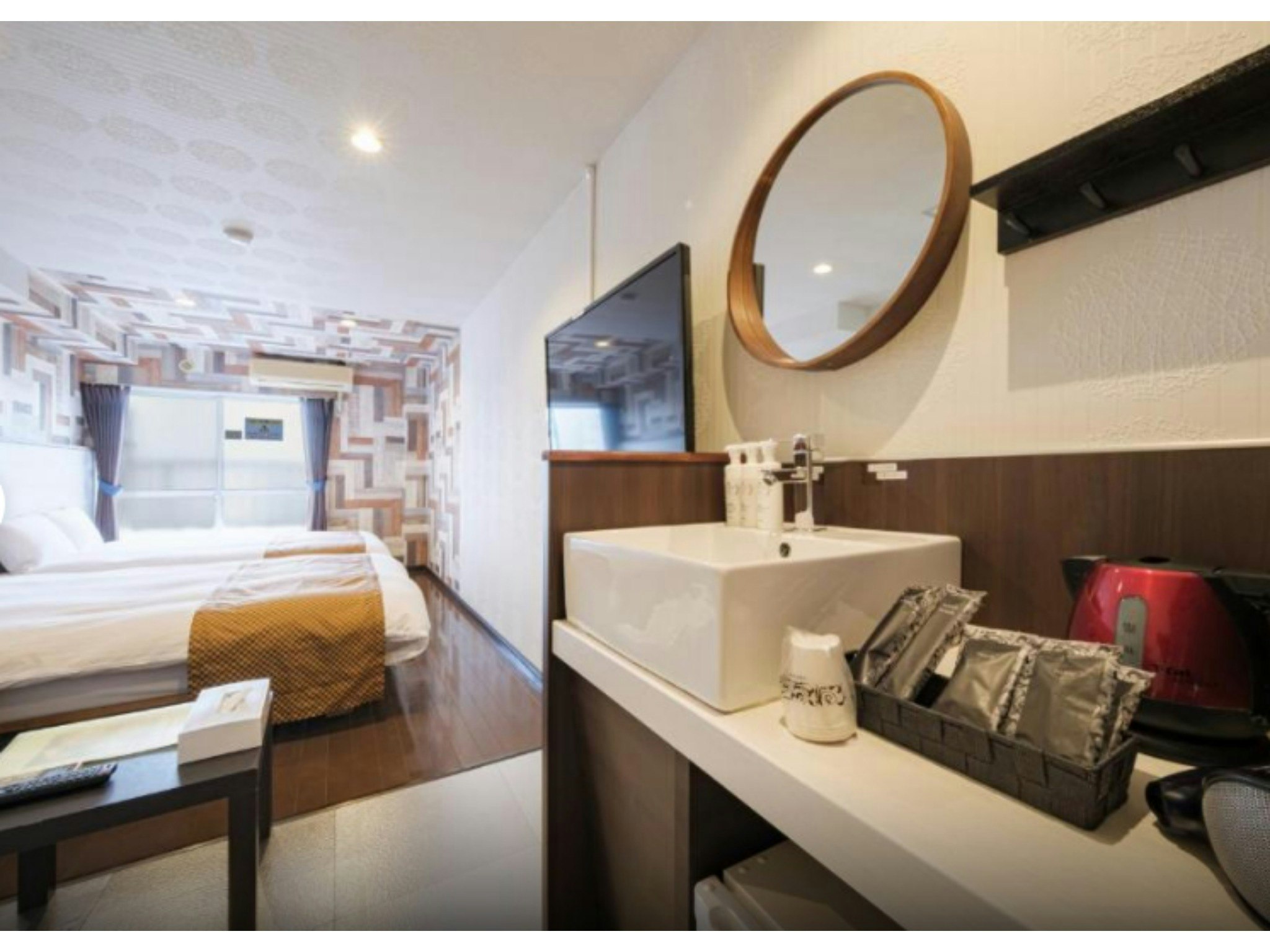 605*1 Min From Chiba Station*30 Min To Disneyland