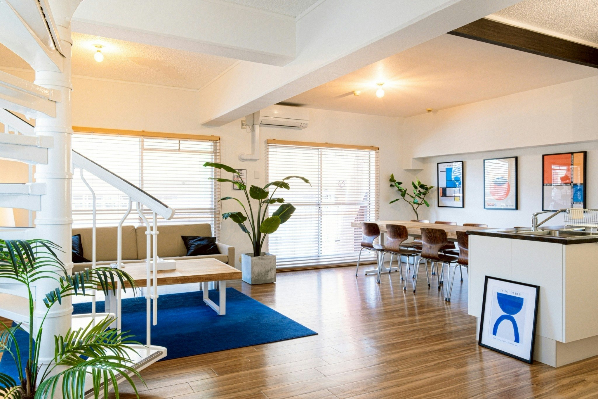 【最大10名】桜川駅徒歩3分・なんば徒歩15分・85m2貸切・メゾネット型・備え付きシアタールーム