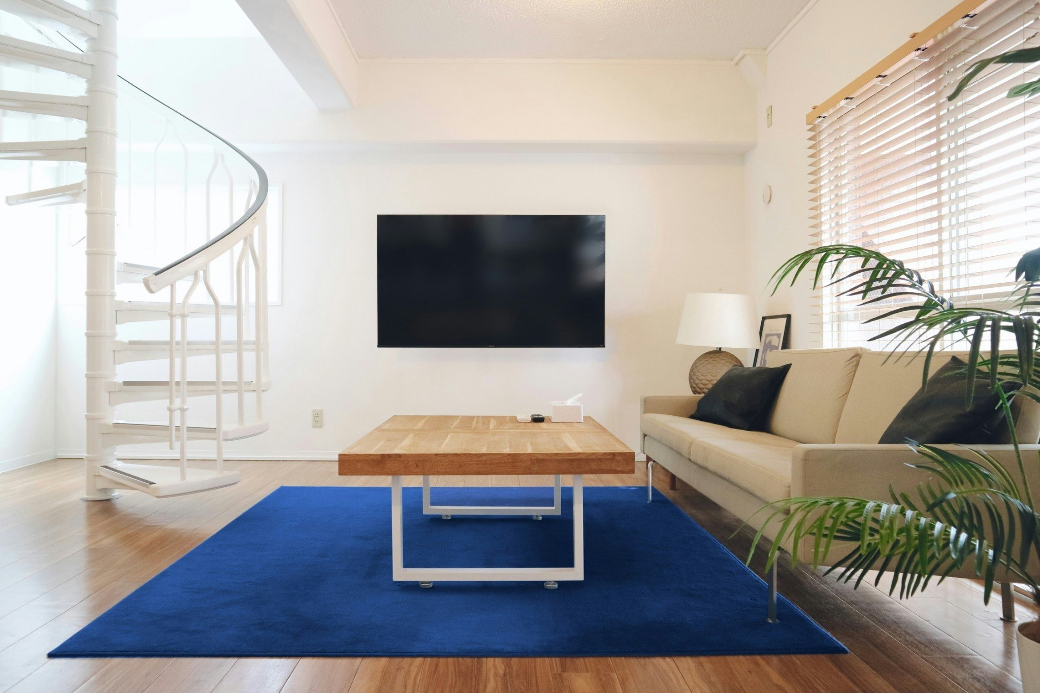 【最大10名】桜川駅徒歩3分・なんば徒歩15分・85m2貸切・メゾネット型・備え付きシアタールーム