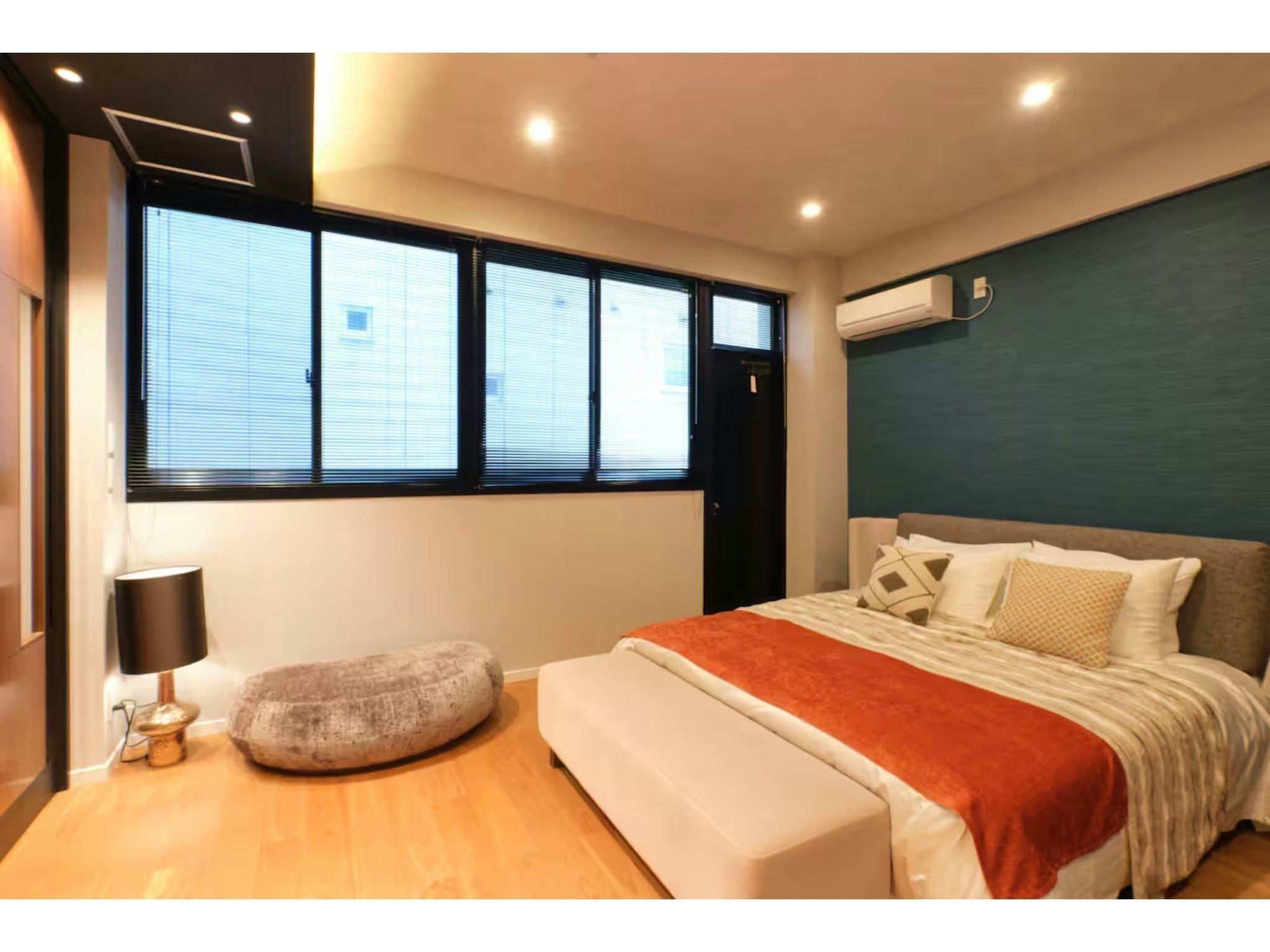 茅ヶ崎エリア/海岸まで徒歩圏内/茅ヶ崎駅から徒歩7分/6名収容/高級感ある客室/Wi-Fi完備