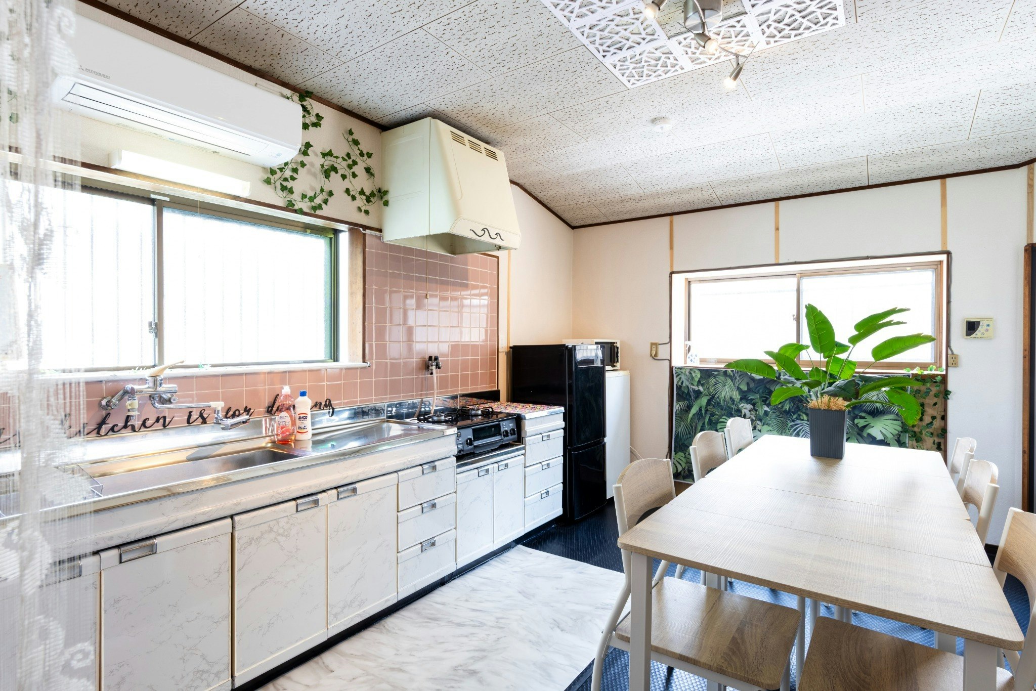 JR二島駅徒歩4分 / イオン若松徒歩11分の駐車場付き一軒家貸切 / Casa Stay 7