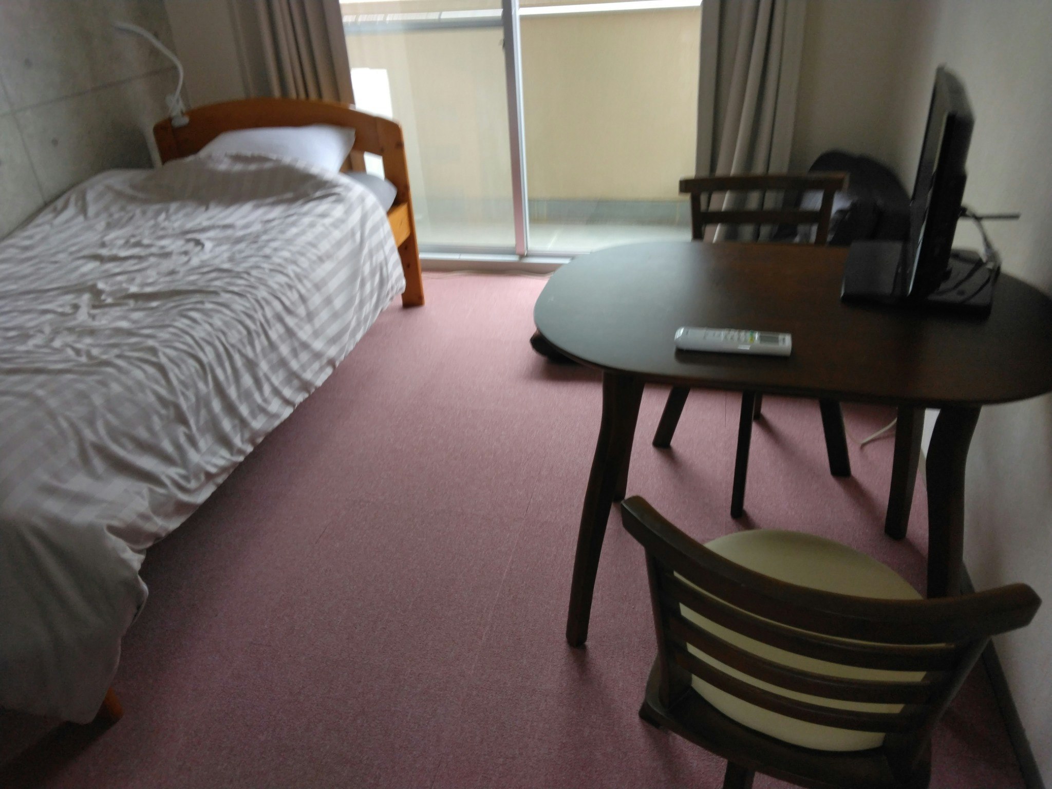 さぬき市 Vacation Rental シングルベット1台&ソファベット1~2名 南棟101 