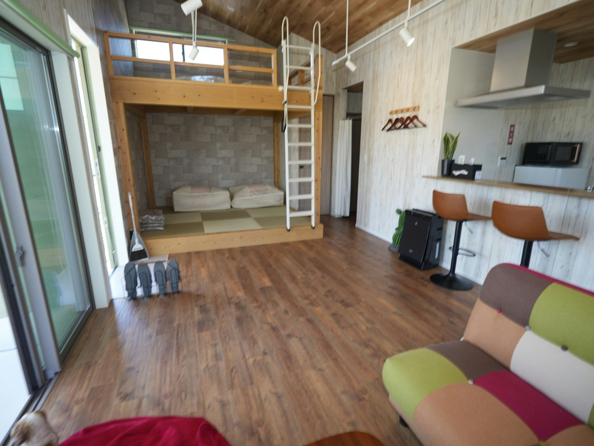 ペットと同伴でBBQ、アウトドアが楽しめるグランピング施設