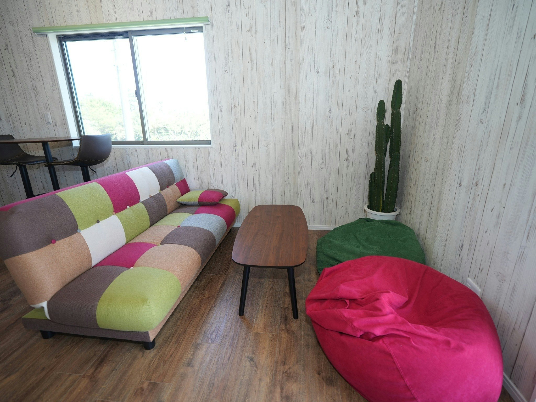 ペットと同伴でBBQ、アウトドアが楽しめるグランピング施設