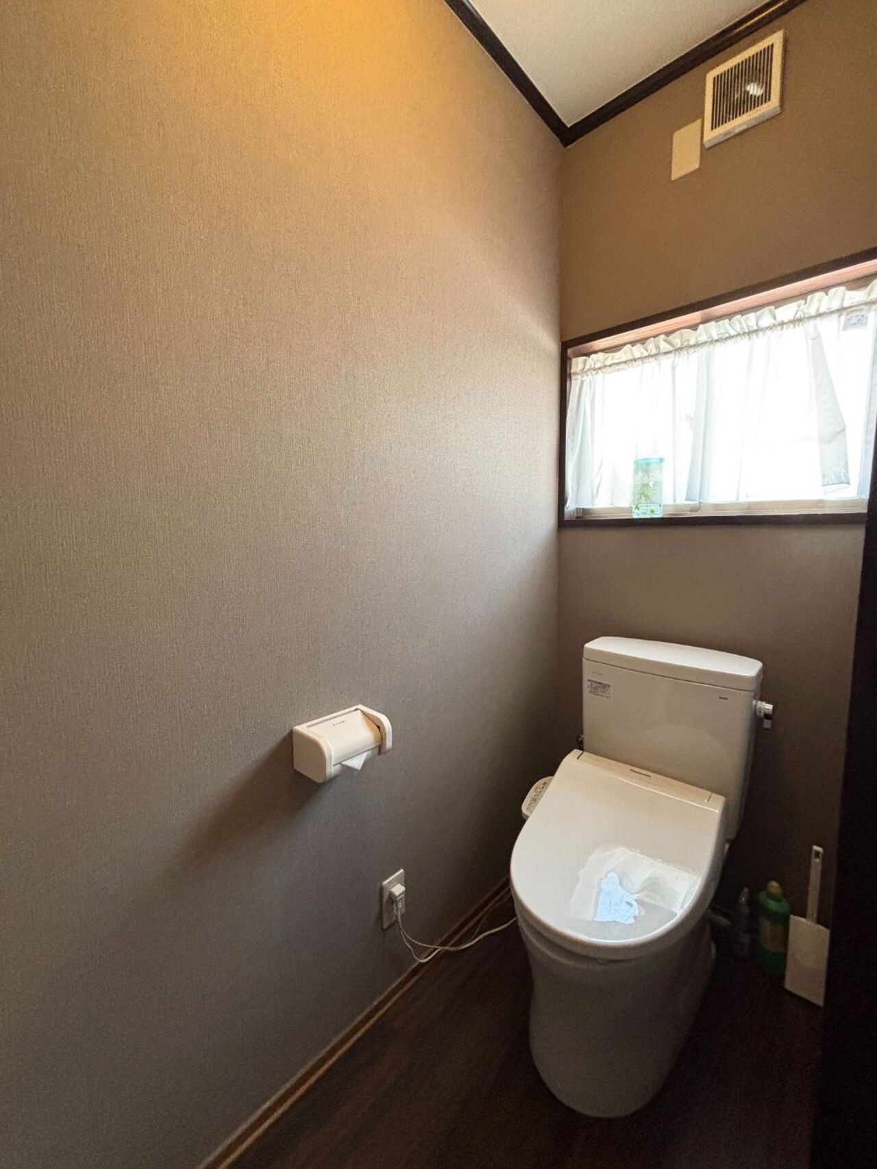 空港の郷 のnull