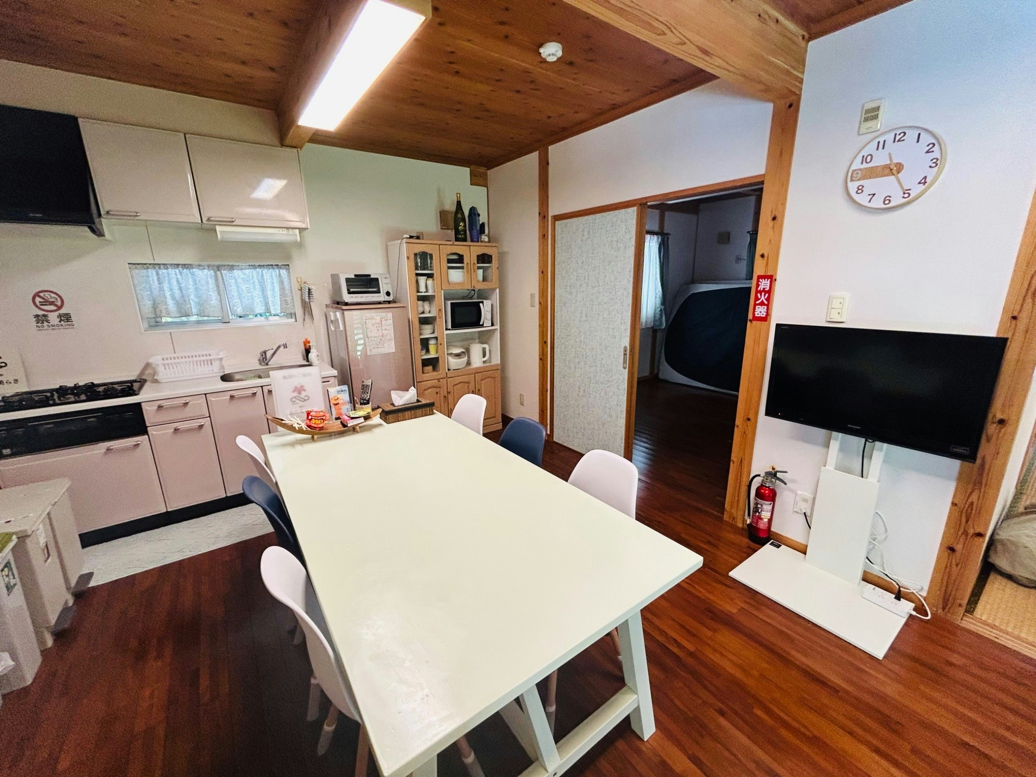 完全プライベート宿。ビーチ(アンチ浜)まで徒歩5分。夜はハンモックに揺られながら星空観測。