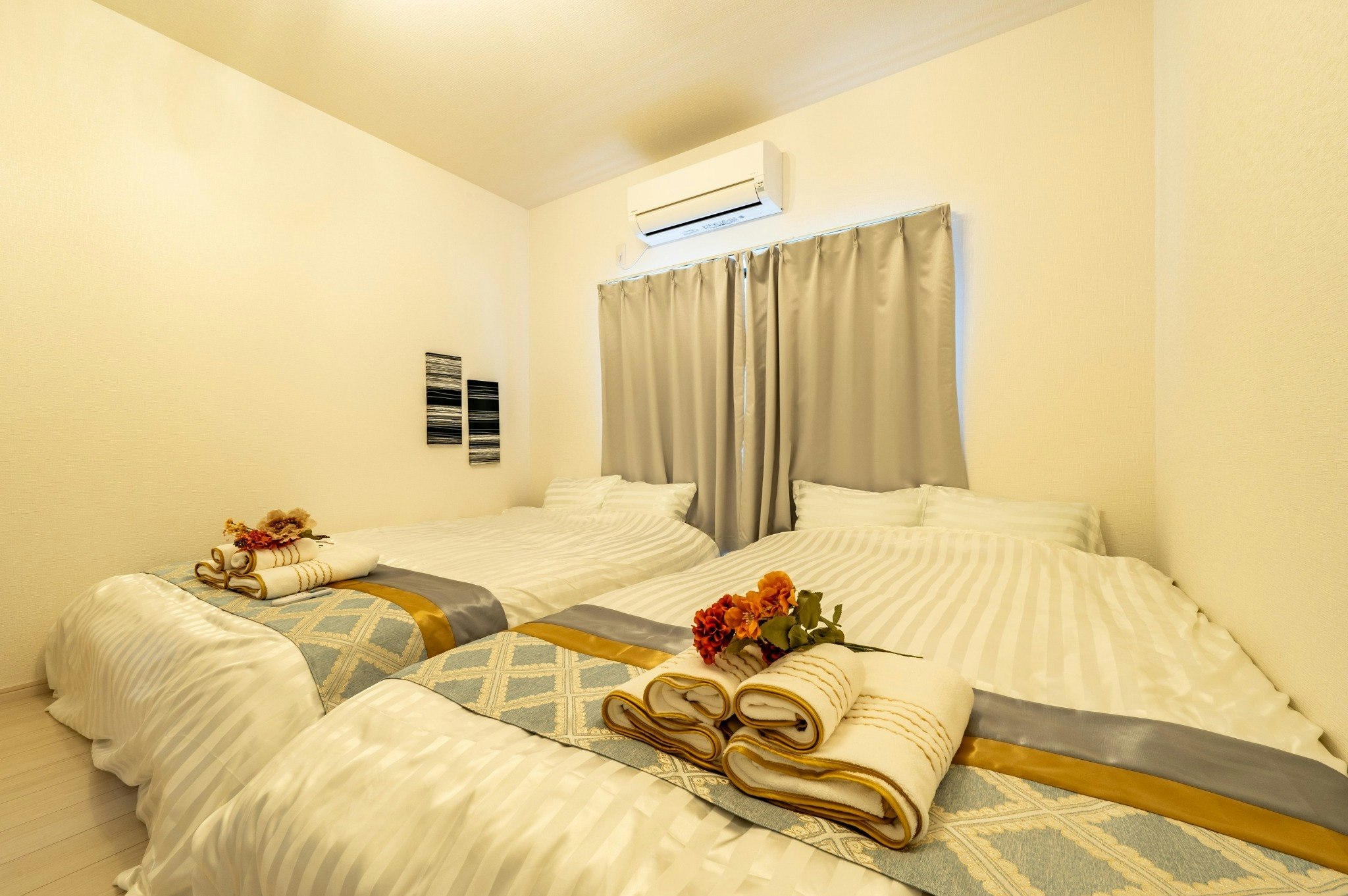 2mins walk to chidoribashi  USJ