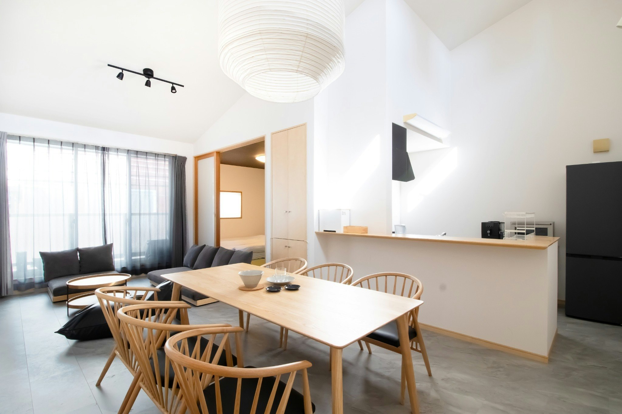 眠らないホテル NOISE HOTEL / 博多も天神も徒歩で観光!Switch・大型TV完備