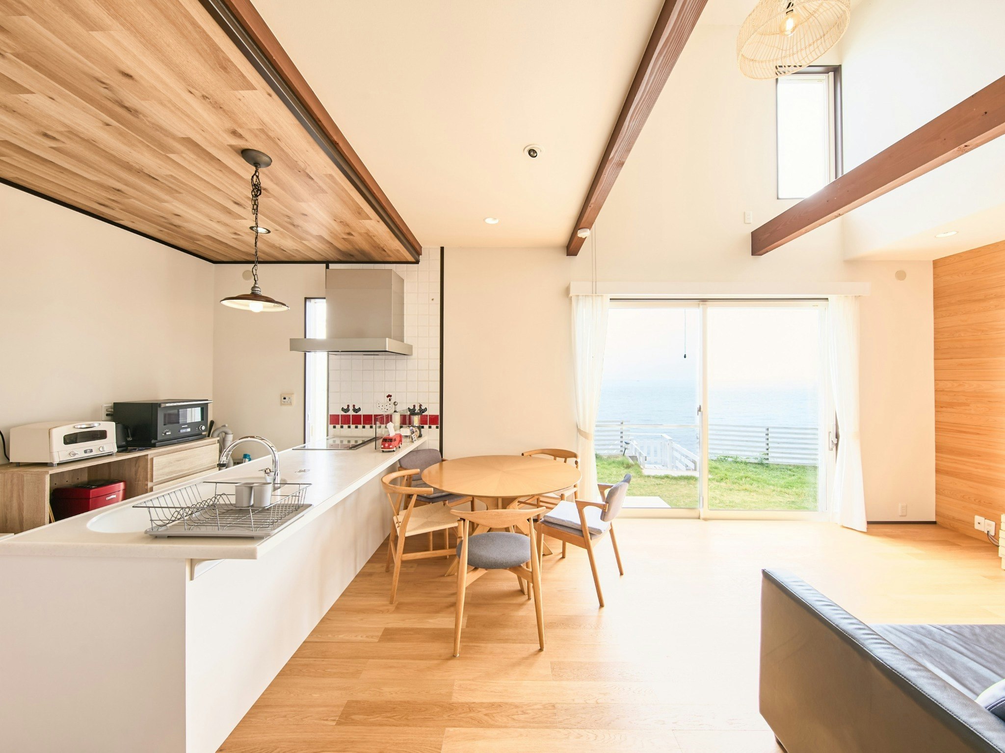 Luana House