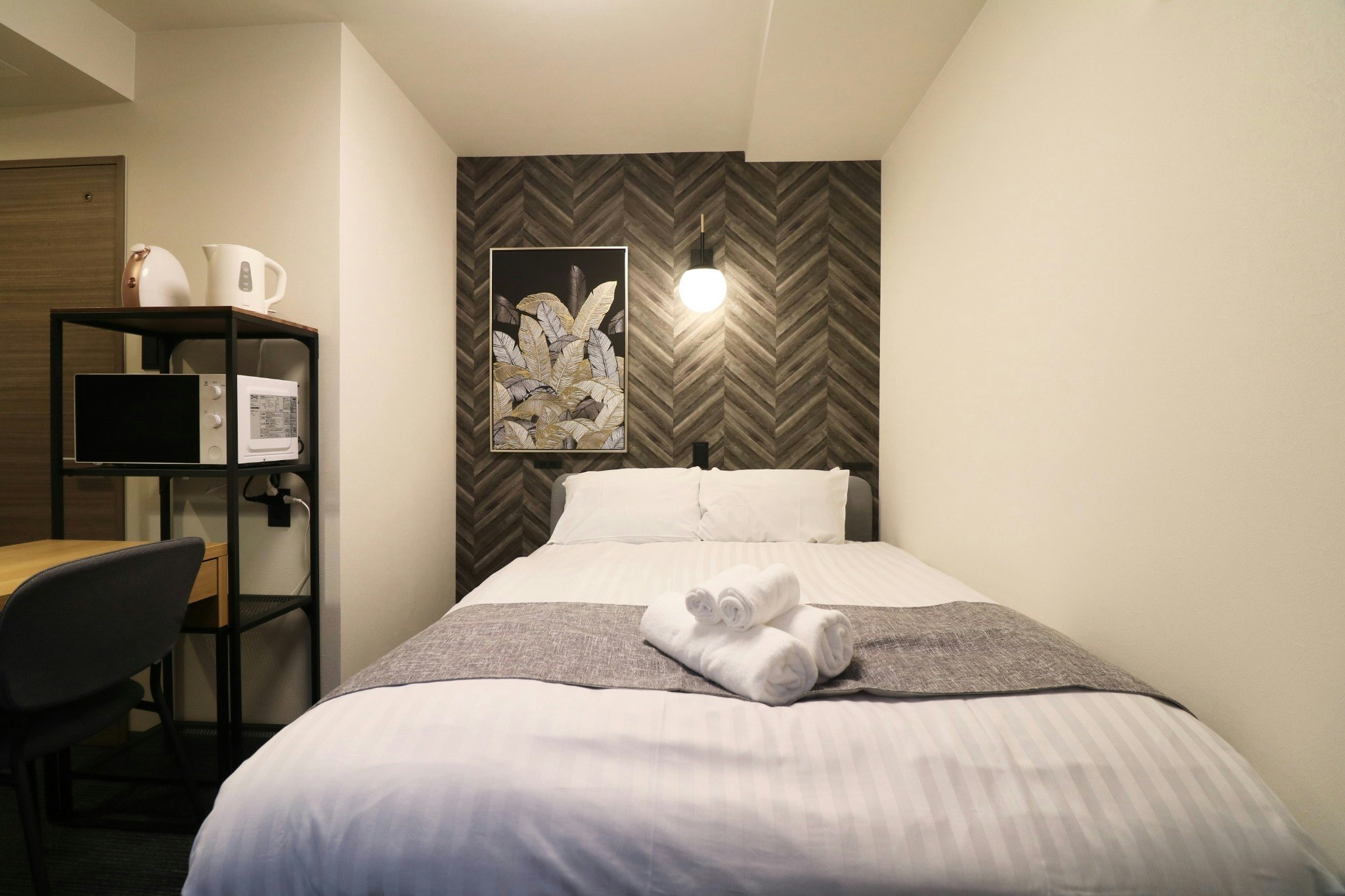 TAKETO STAY PREMIERE 101