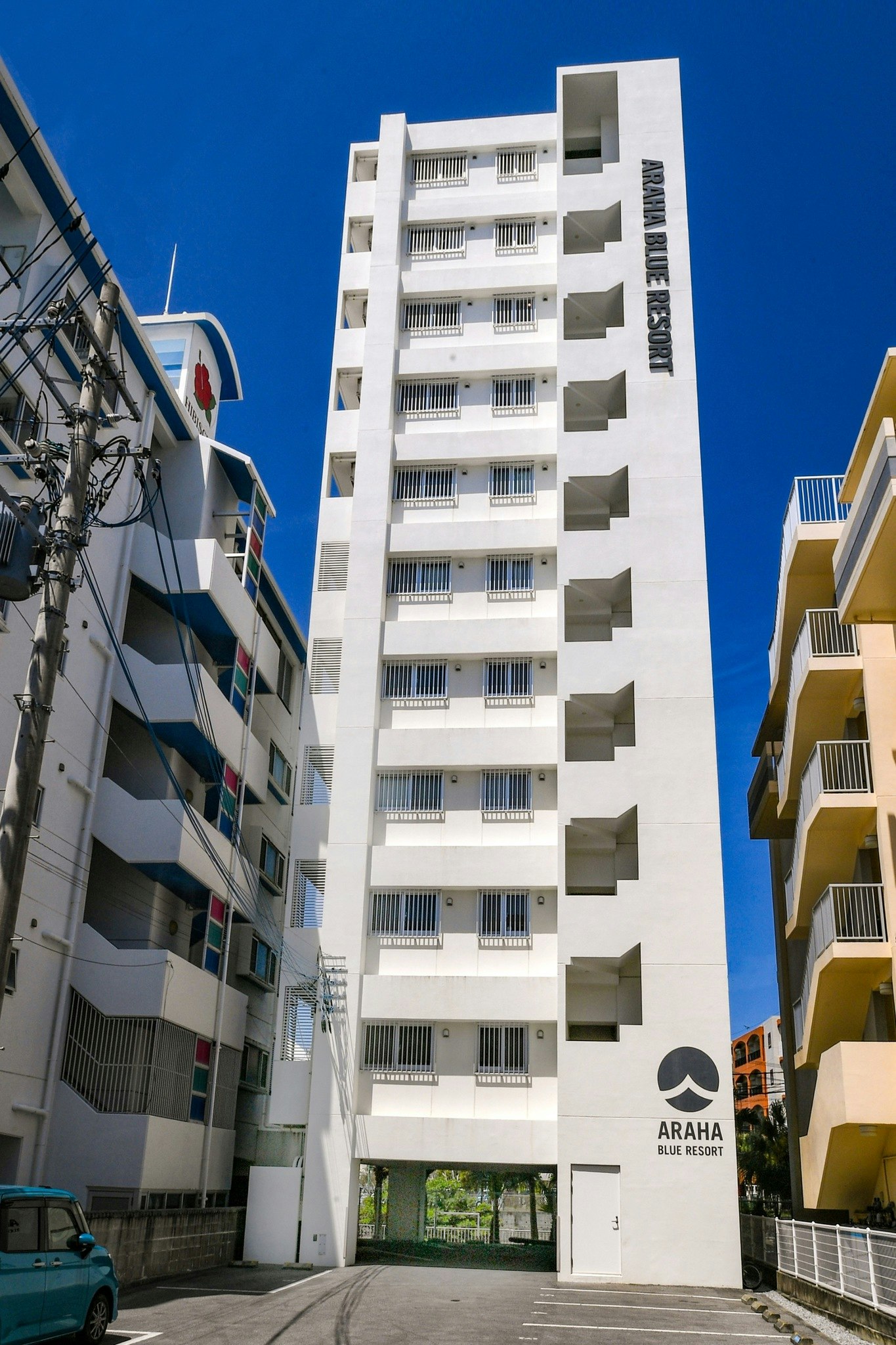 今夏リニューアル!北谷の海を眺めるリゾートマンション