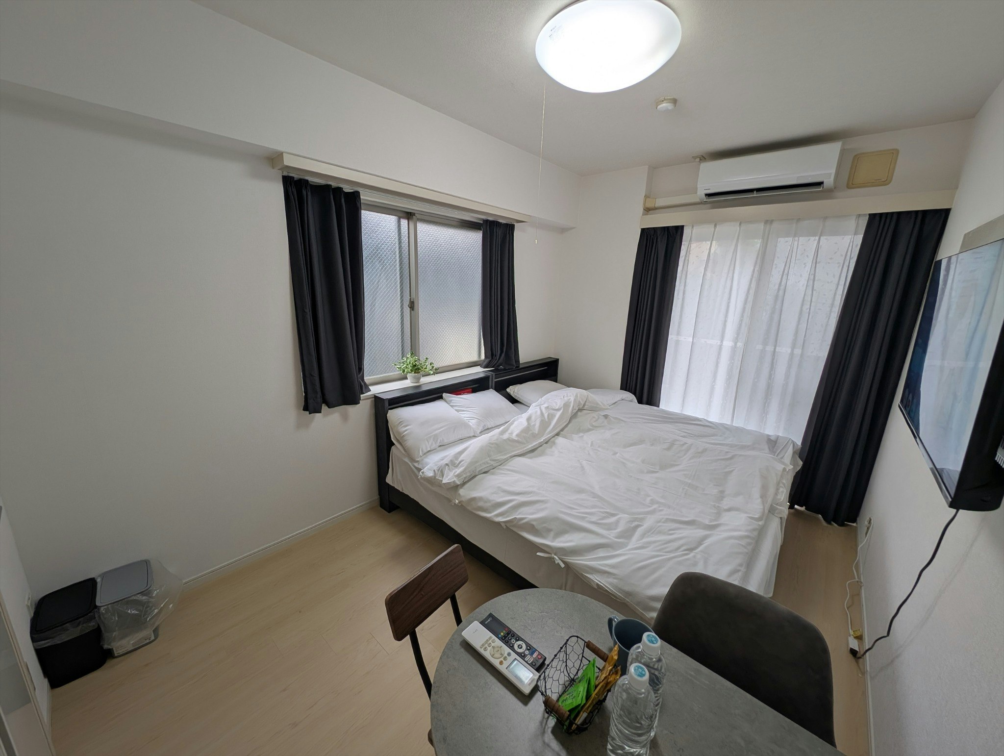 新宿歌舞伎町1丁目に建つ東京を楽しむならゴールデン街を見下ろせるホテルより広い7階建レジデンス2-4