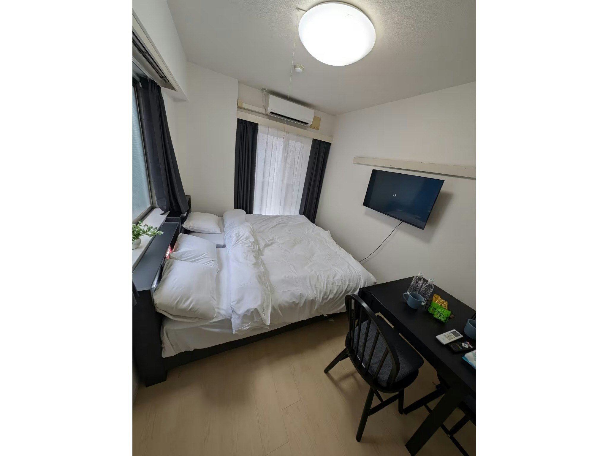 新宿歌舞伎町1丁目に建つ東京を楽しむならゴールデン街を見下ろせるホテルより広い7階建レジデンス3-4