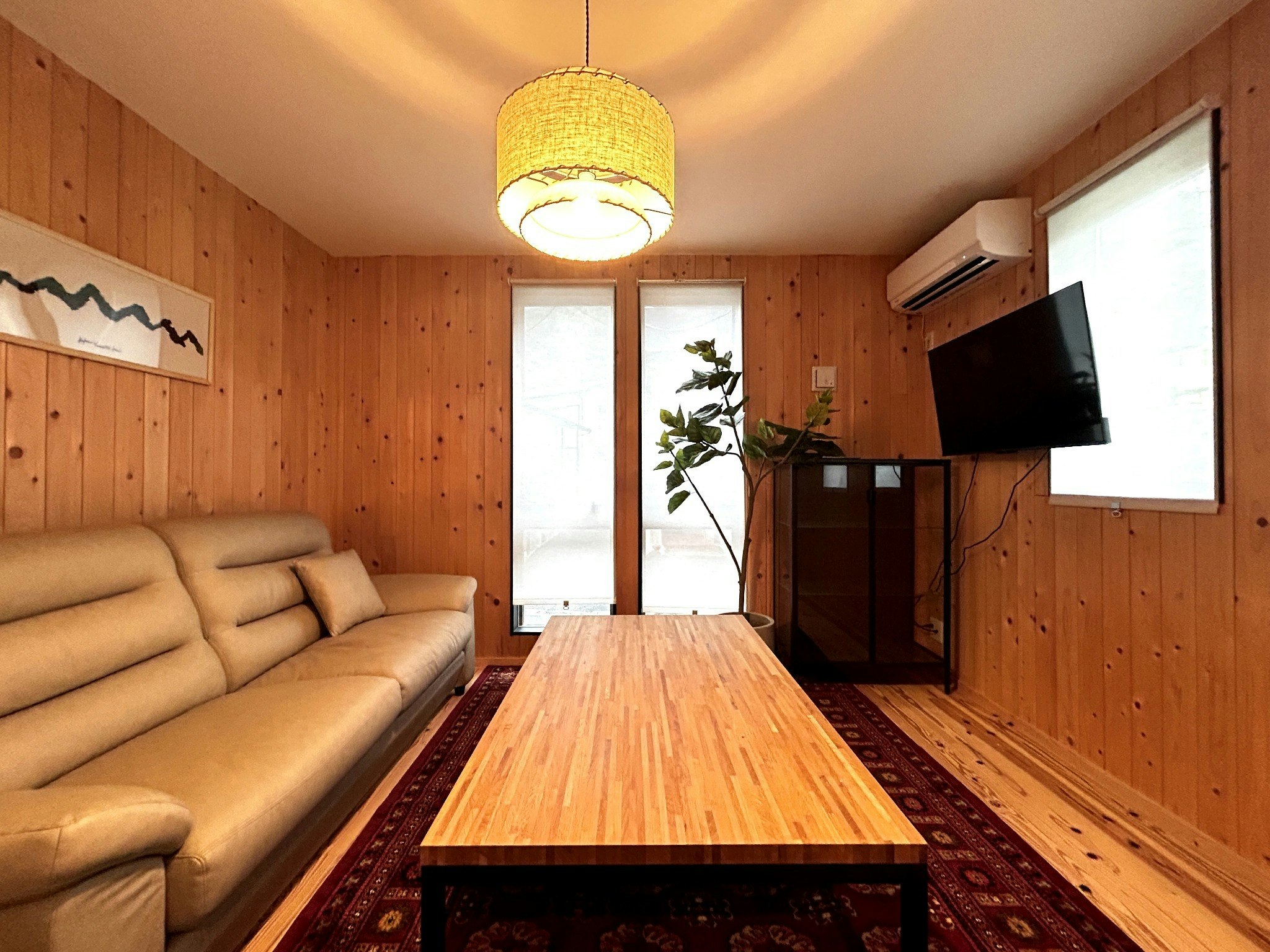 箱根湯本駅から徒歩約5分!ワークスペース完備!8名まで快適滞在