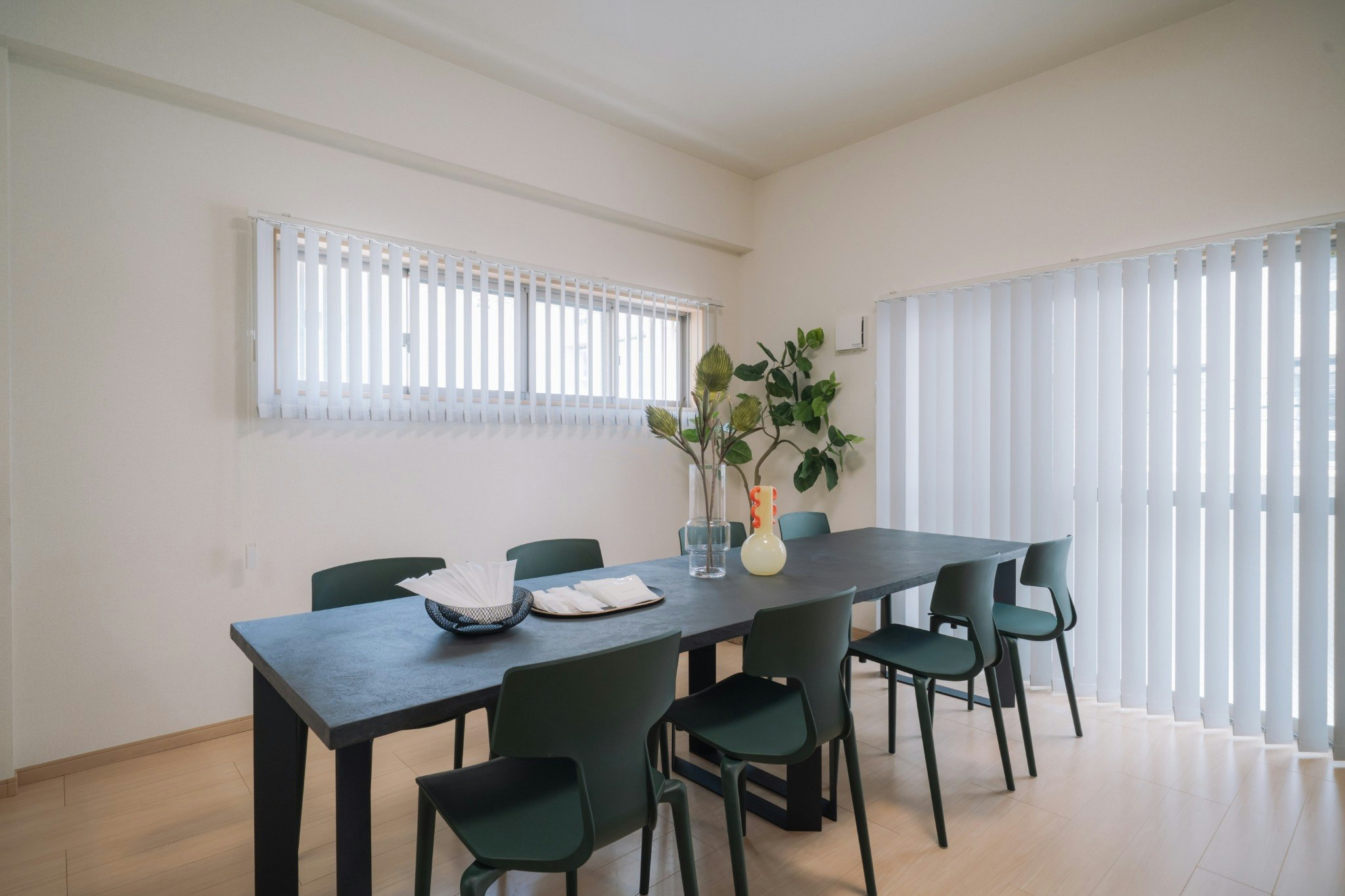 那覇市中心部に滞在/ゆいれーる県庁前駅から徒歩5分/人気の国際通り繁華街近く! !10名様まで宿泊可