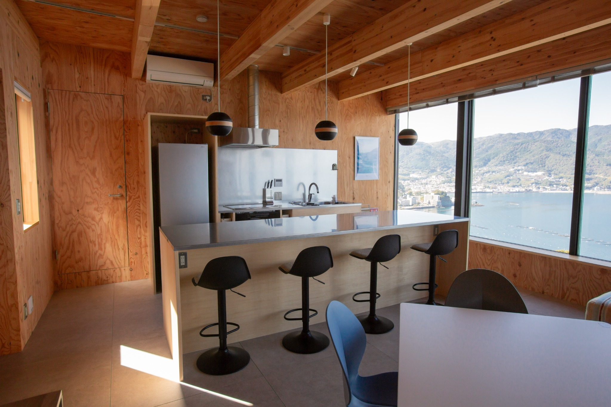 2023年12月OPEN/南熱海の貸別荘/最高の景色と温泉/高級/隠れ家/屋上BBQ/最大8名