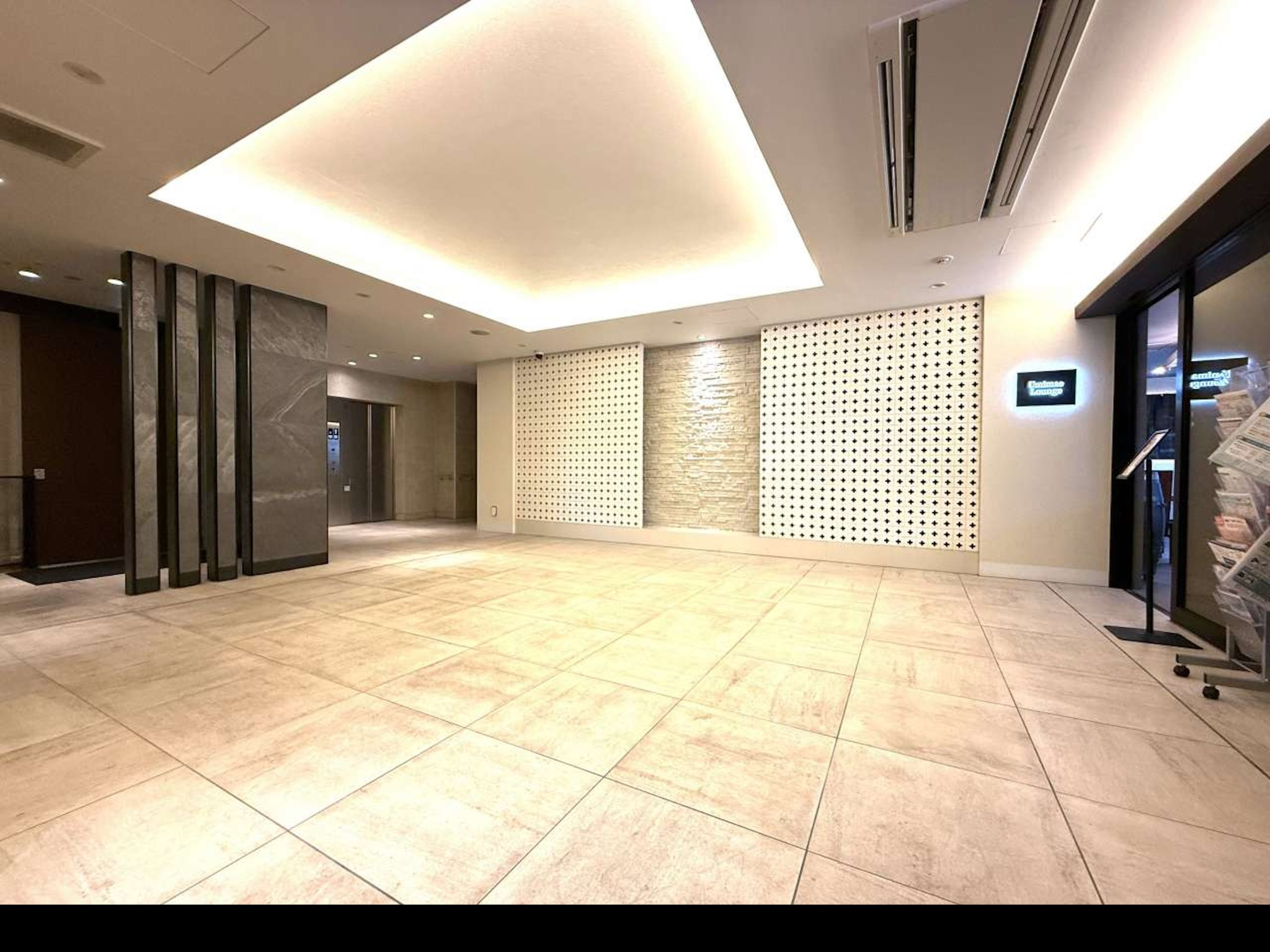 ⁨【最上階・開放ビュー】那覇空港10分以内/フェリーターミナル・58号線近く、沖縄全域アクセス抜群!